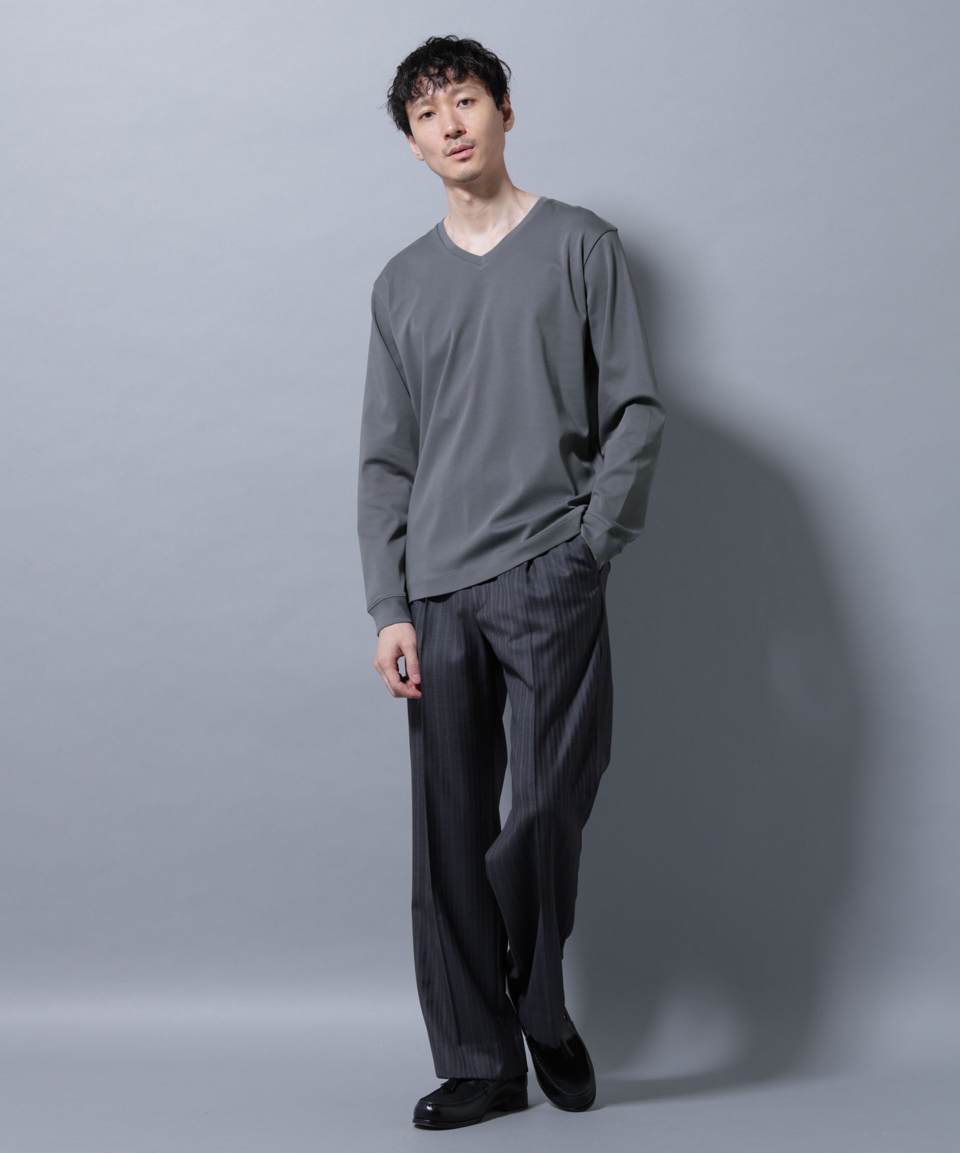 nano･universe「アンチスメルVネックTシャツ 長袖」|Tシャツ・カットソー|