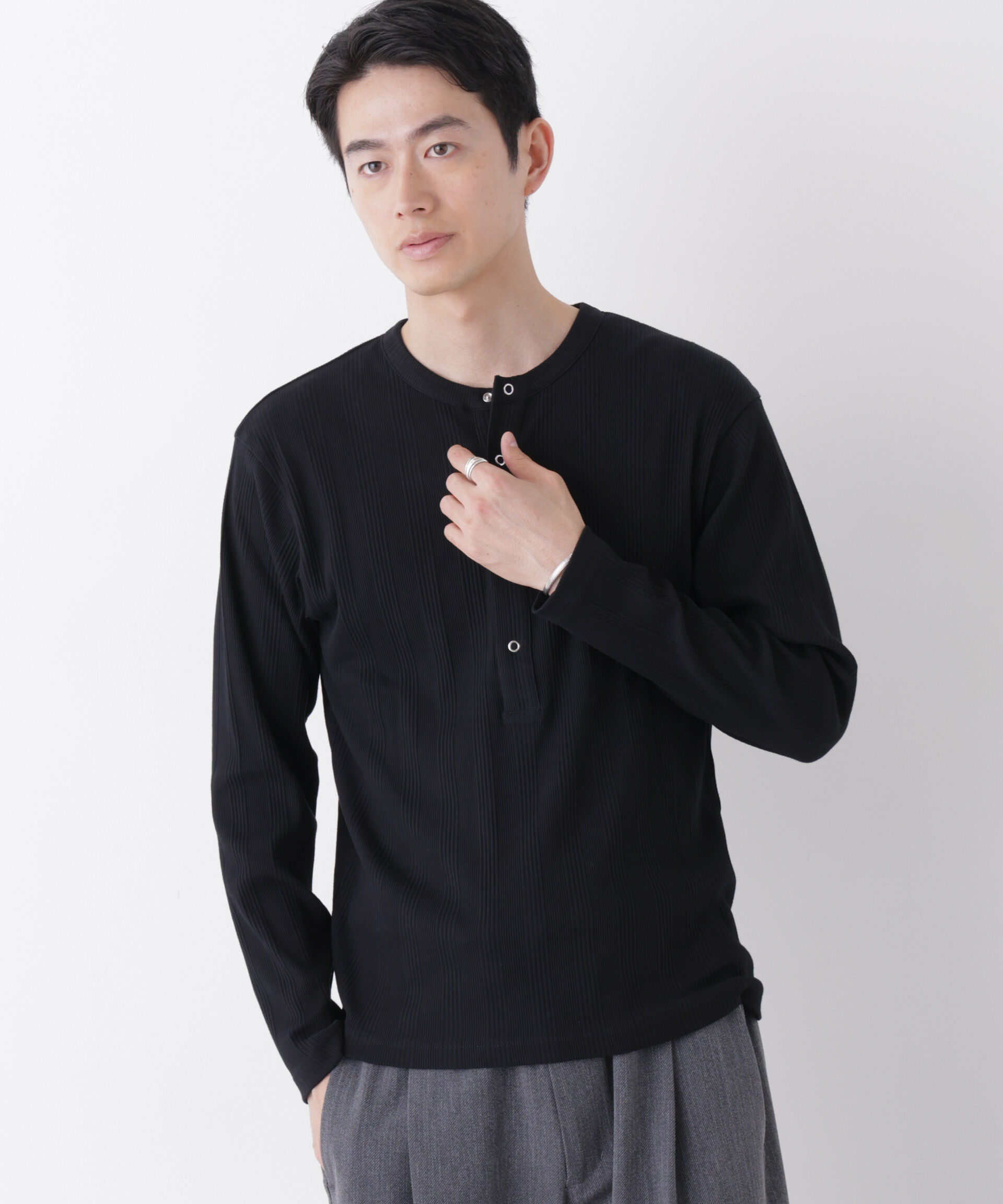 NANO universe「ランダム針抜きリブ リングドットヘンリーネック」|Tシャツ・カットソー|