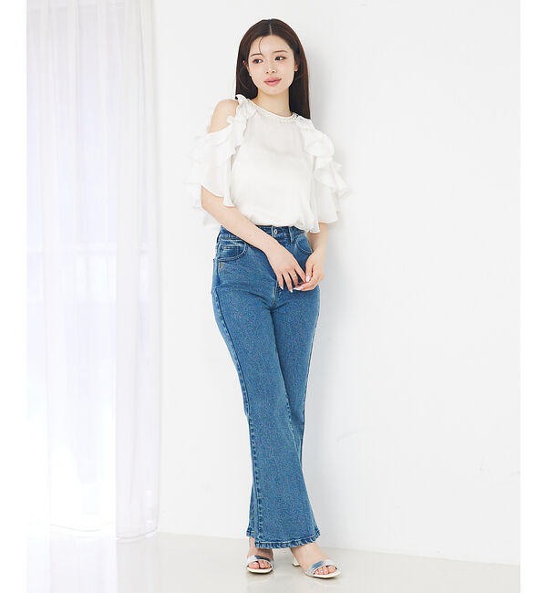 SELFIST「【品よく肌見せ】ショルダーオープンビジュー付フリルブラウス」|シャツ・ブラウス|