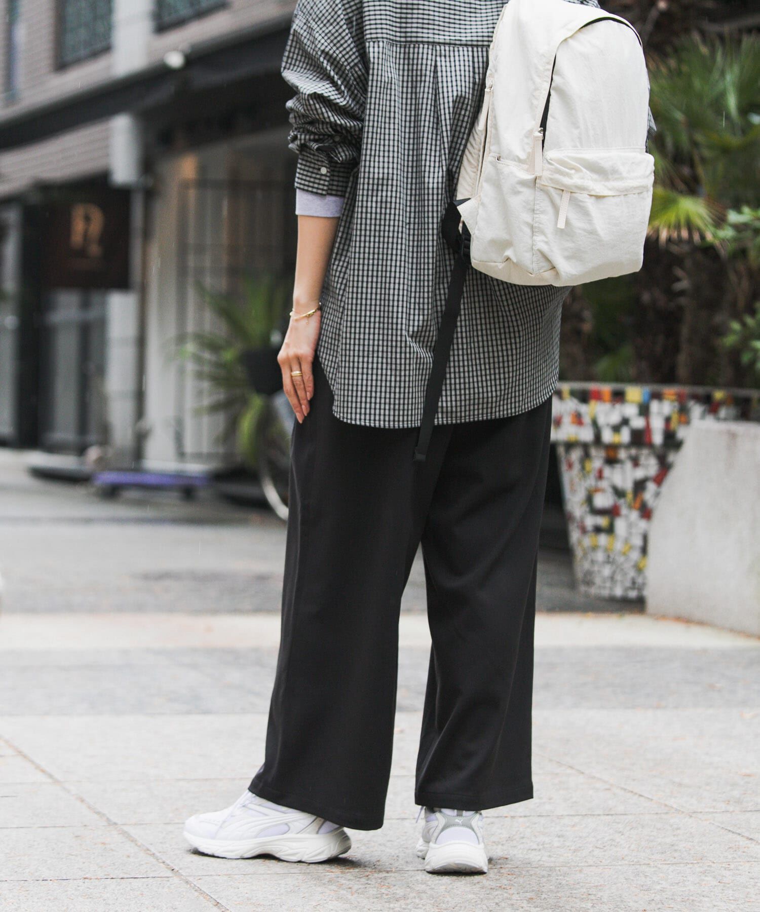 URBAN RESEARCH DOORS「『仁村紗和さん着用』『UR TECH』完声9分丈ワイドパンツ」|その他|