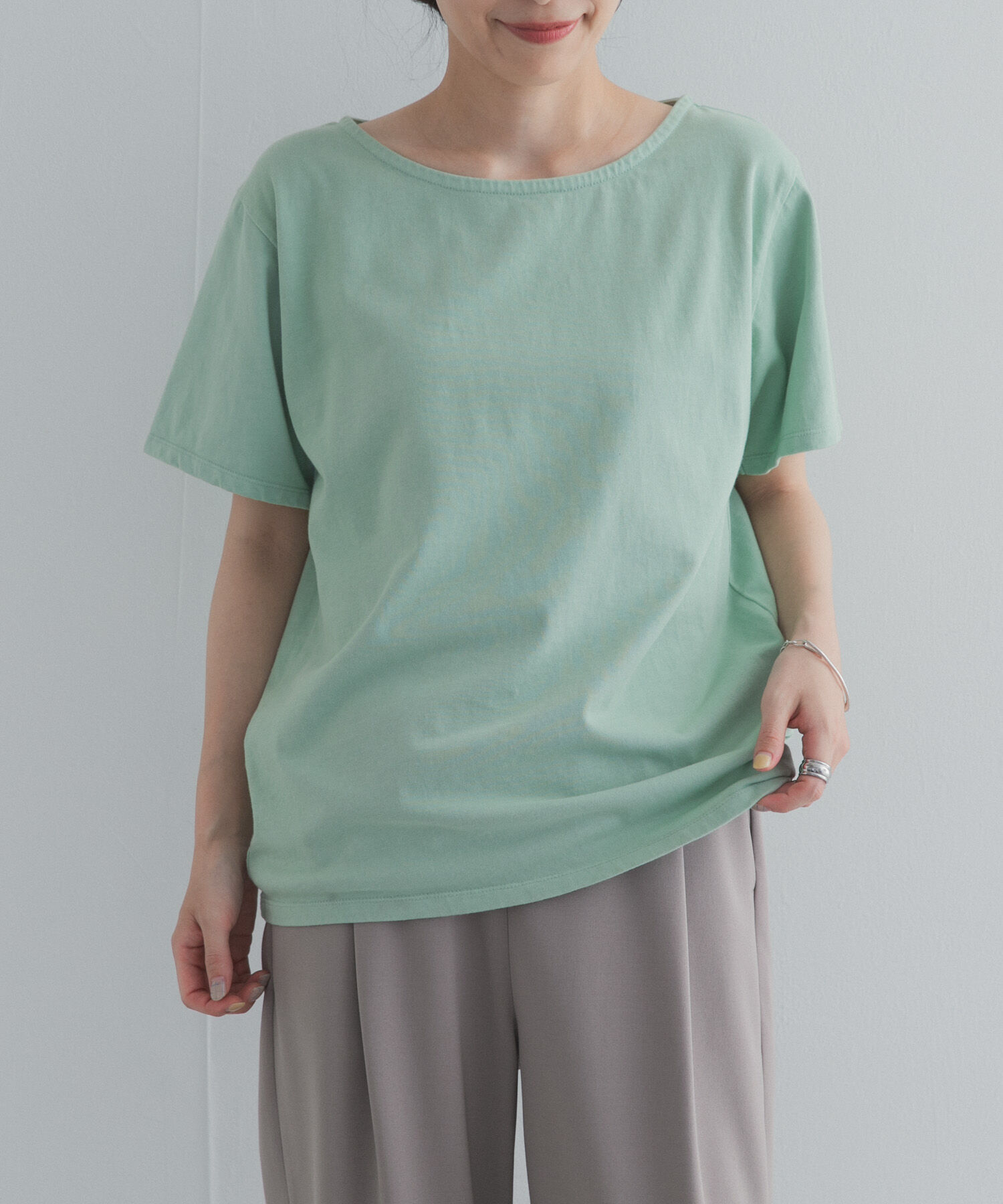 URBAN RESEARCH DOORS「GrowOrganicボートネックTシャツ」|Tシャツ・カットソー|グリーン系その他
