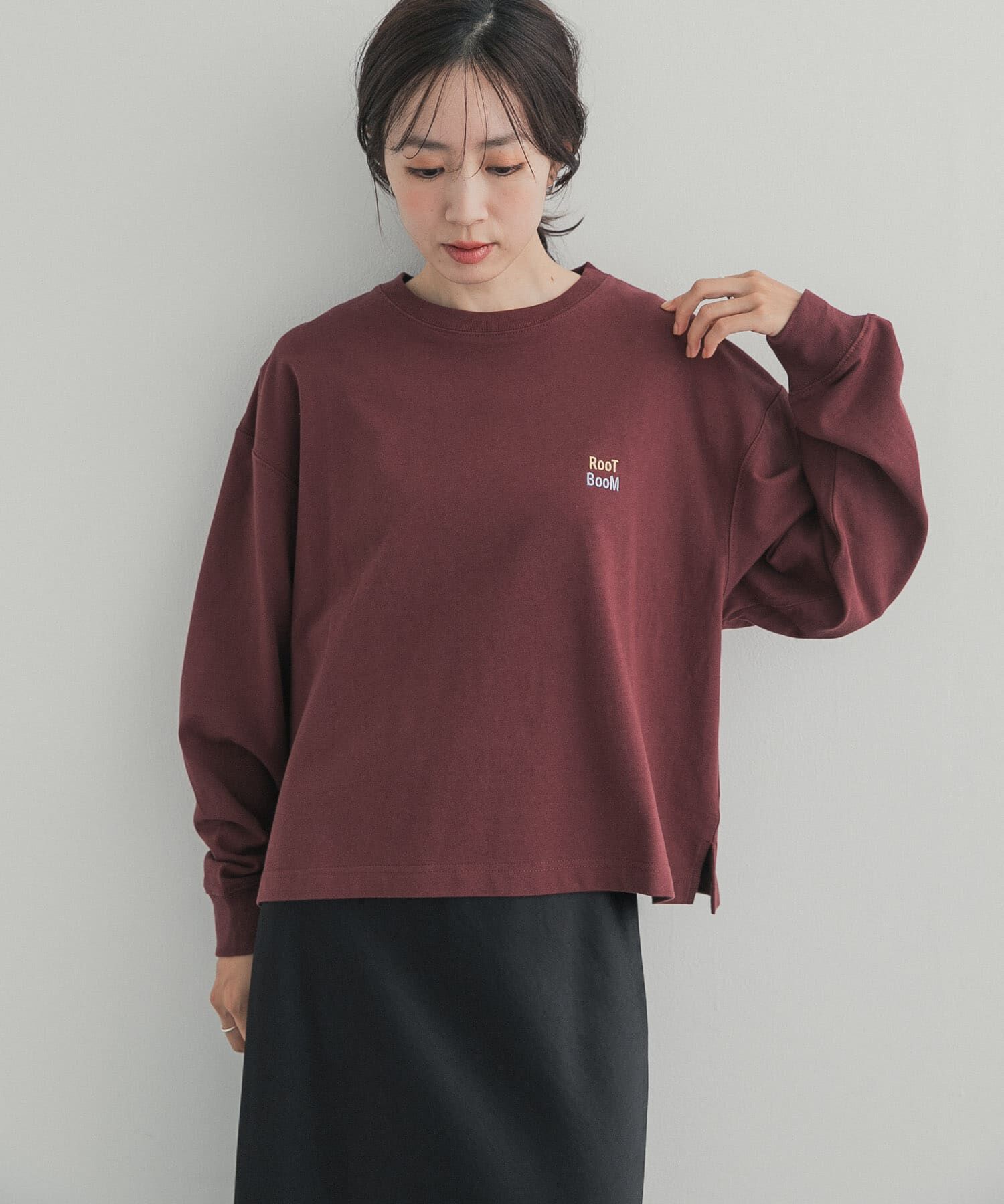 URBAN RESEARCH DOORS「GrowOrganic 刺しゅうロングスリーブTシャツ」|Tシャツ・カットソー|バーガンディー