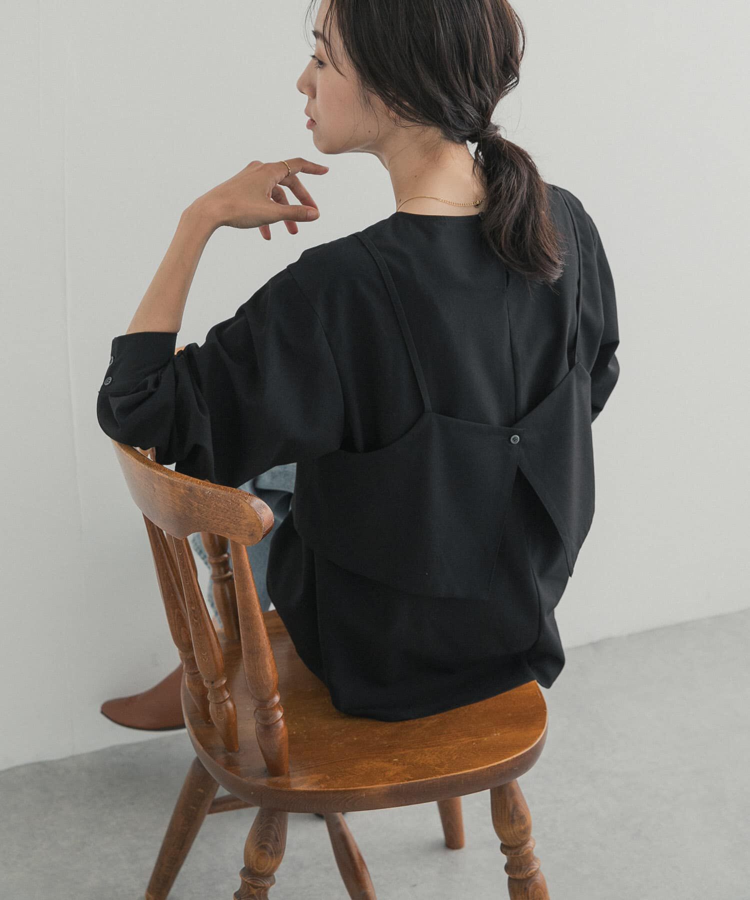 URBAN RESEARCH DOORS「『一部WEB限定カラー』キャミレイヤードブラウス」|シャツ・ブラウス|