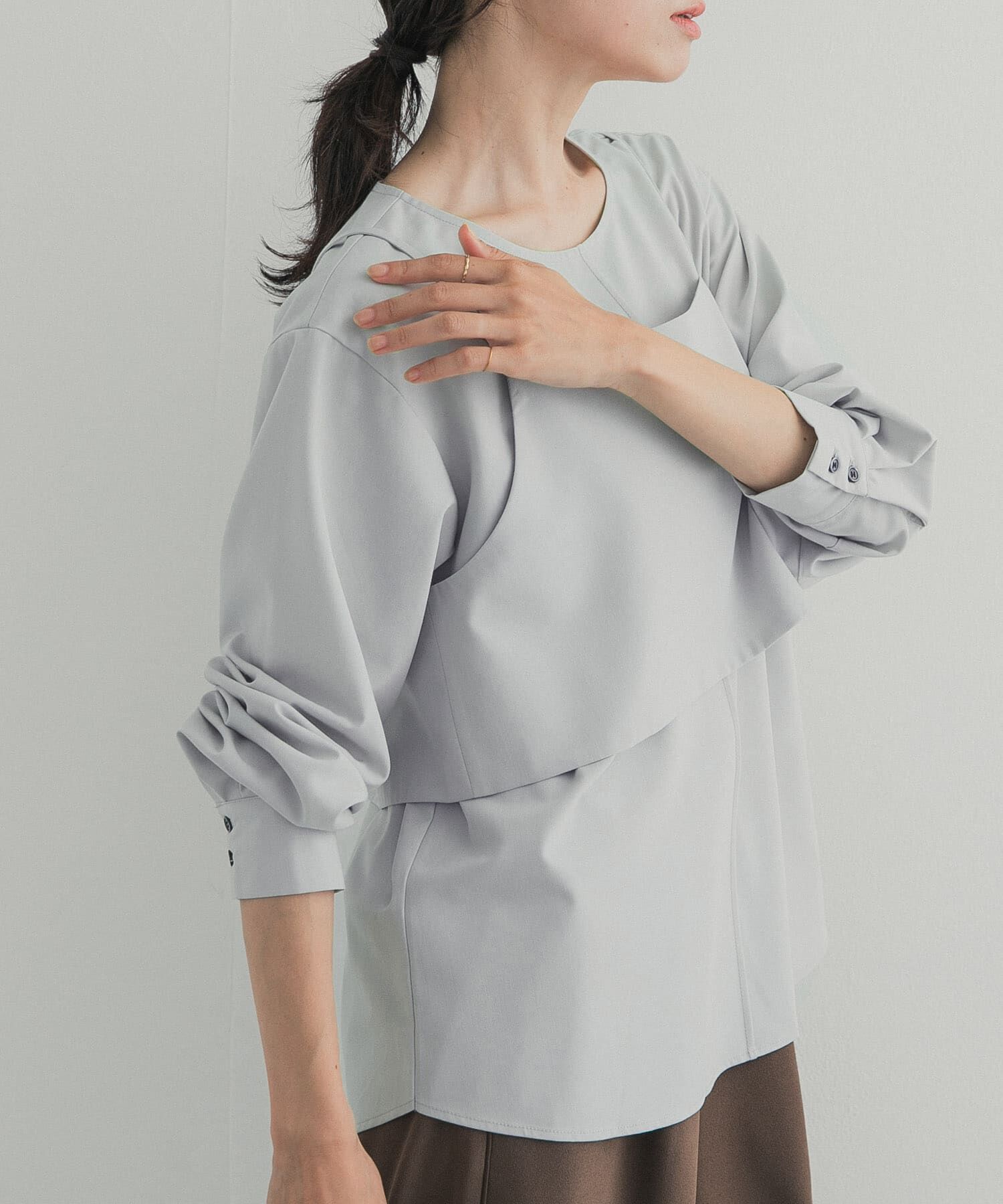 URBAN RESEARCH DOORS「『一部WEB限定カラー』キャミレイヤードブラウス」|シャツ・ブラウス|