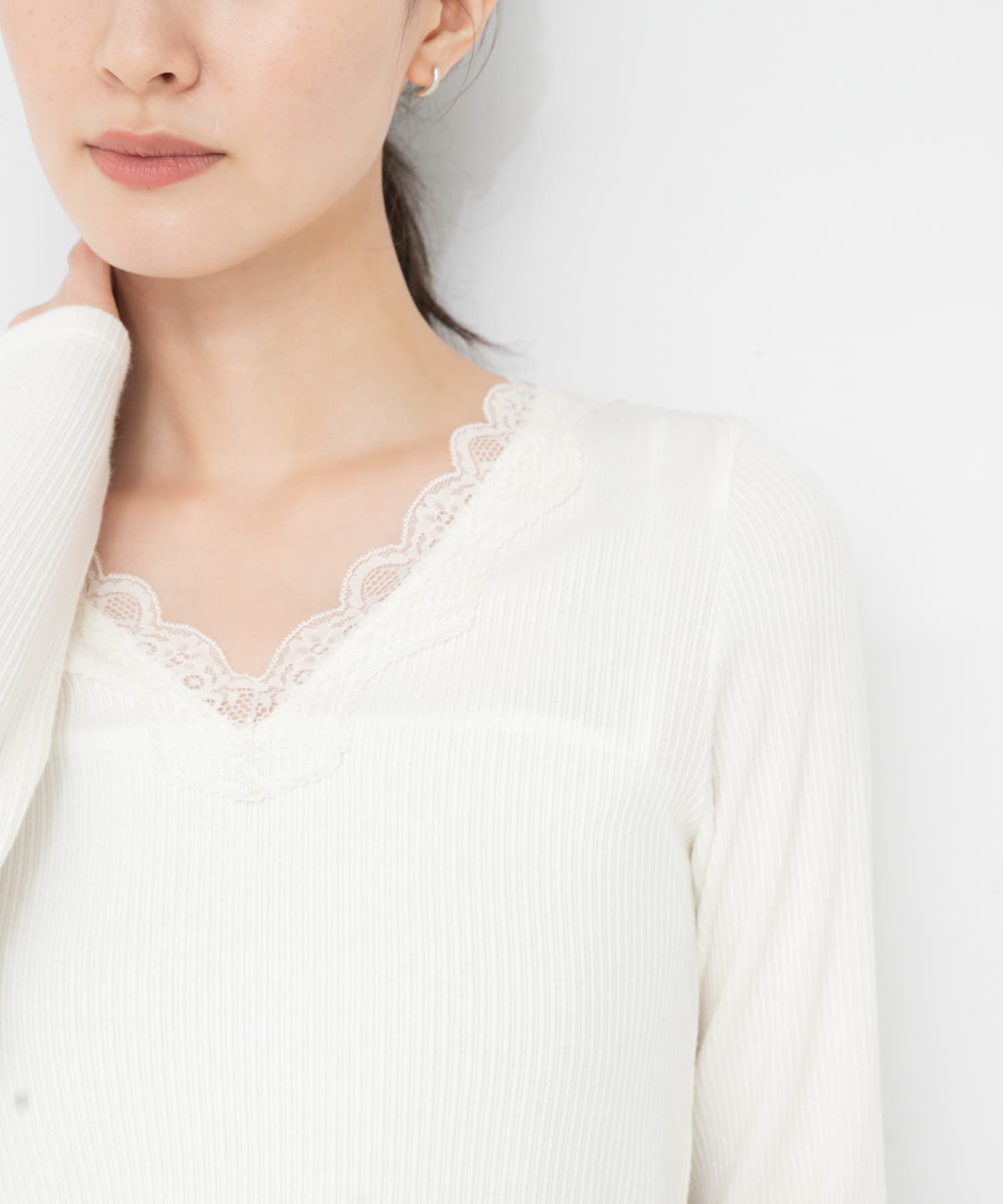 URBAN RESEARCH「V-NECK LACE RIB TOPS」|Tシャツ・カットソー|