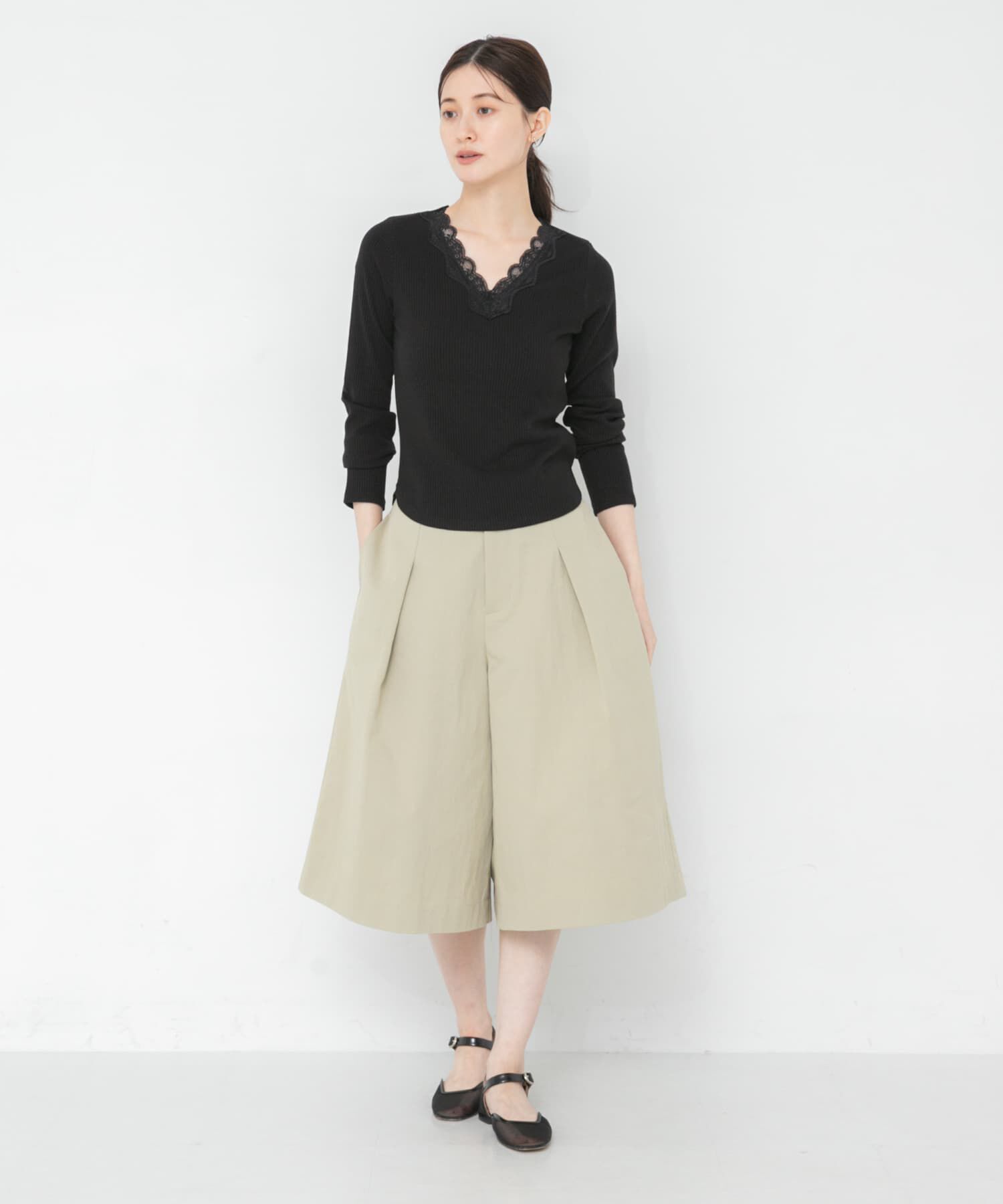 URBAN RESEARCH「V-NECK LACE RIB TOPS」|Tシャツ・カットソー|