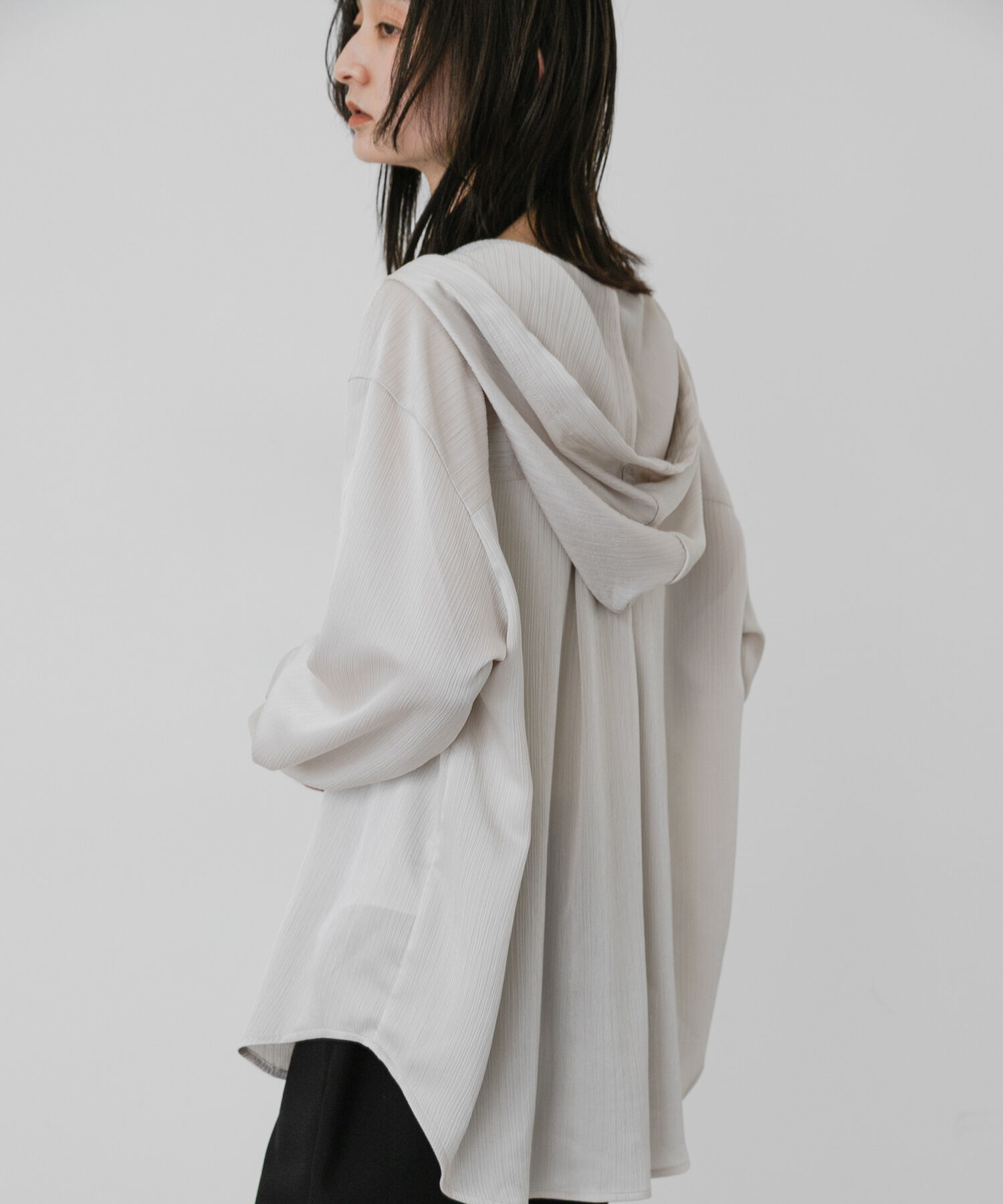 SENSE OF PLACE by URBAN RESEARCH「サテンフーディシャツ」|シャツ・ブラウス|ライトベージュ