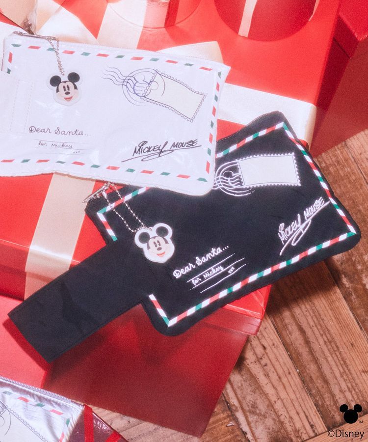 earth music&ecology「Disney/ミッキーチャーム付きレターモチーフポーチ」|ポーチ|Black
