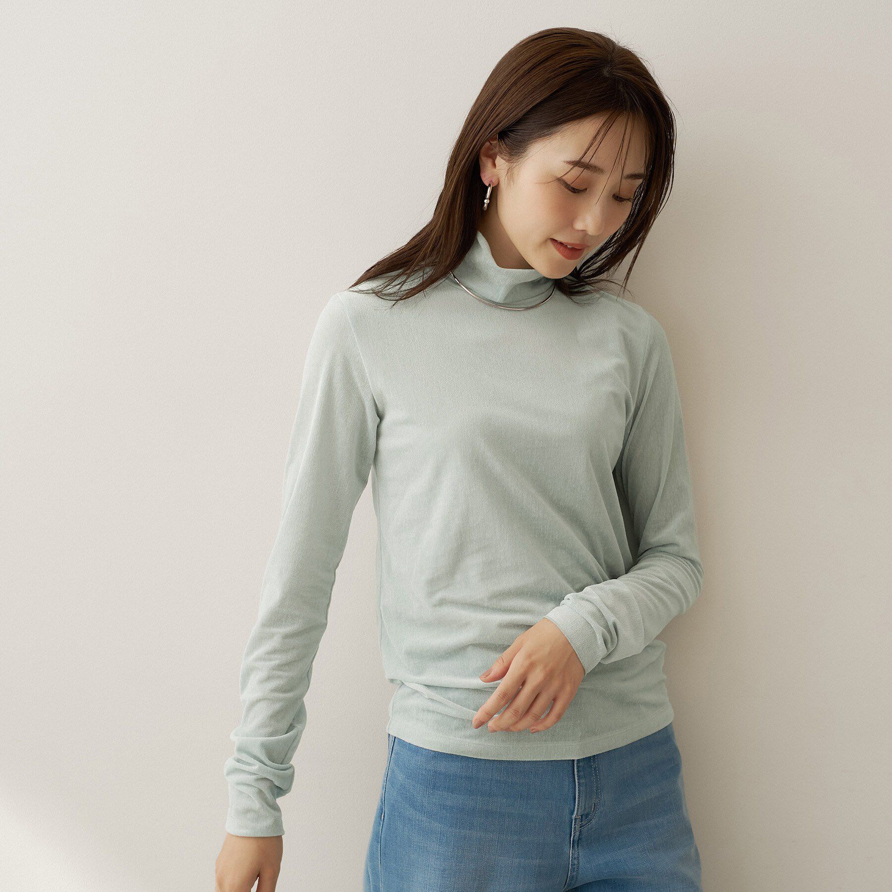 UNTITLED「【重ね着レイヤード】シアーベロアハイネックトップス」|Tシャツ・カットソー|ミントグリーン(02