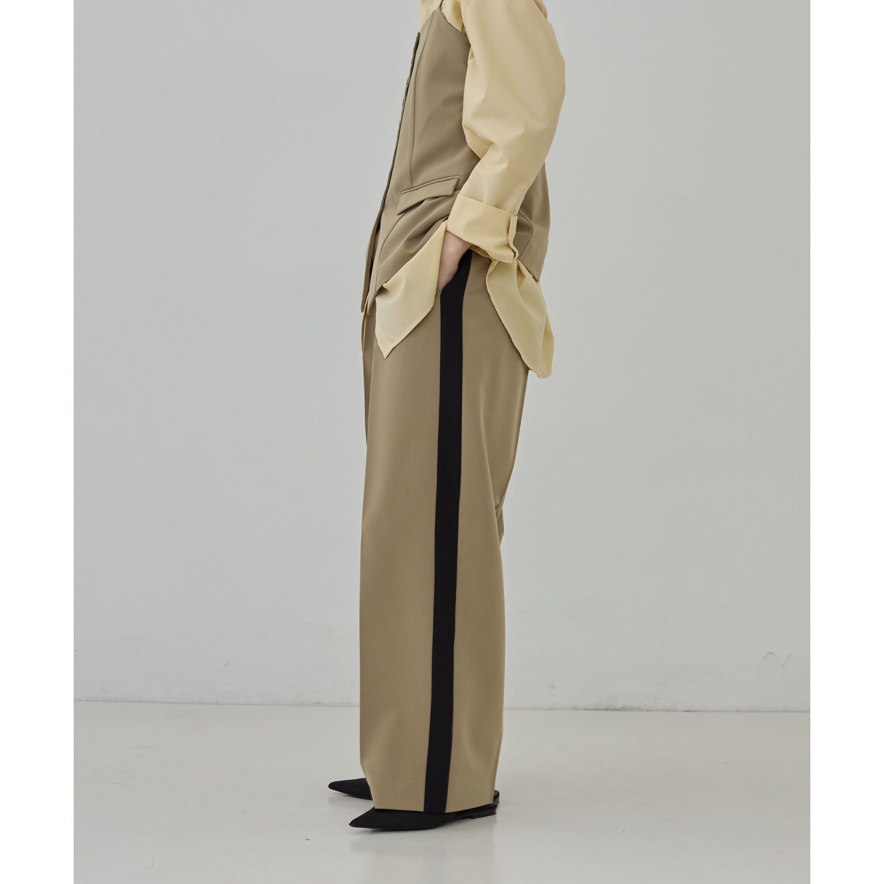GALLEST「Comfy Slacks｜イージーサイドラインワイドパンツ【LIVE紹介／上枝みどりさん着用／通勤】」|その他|