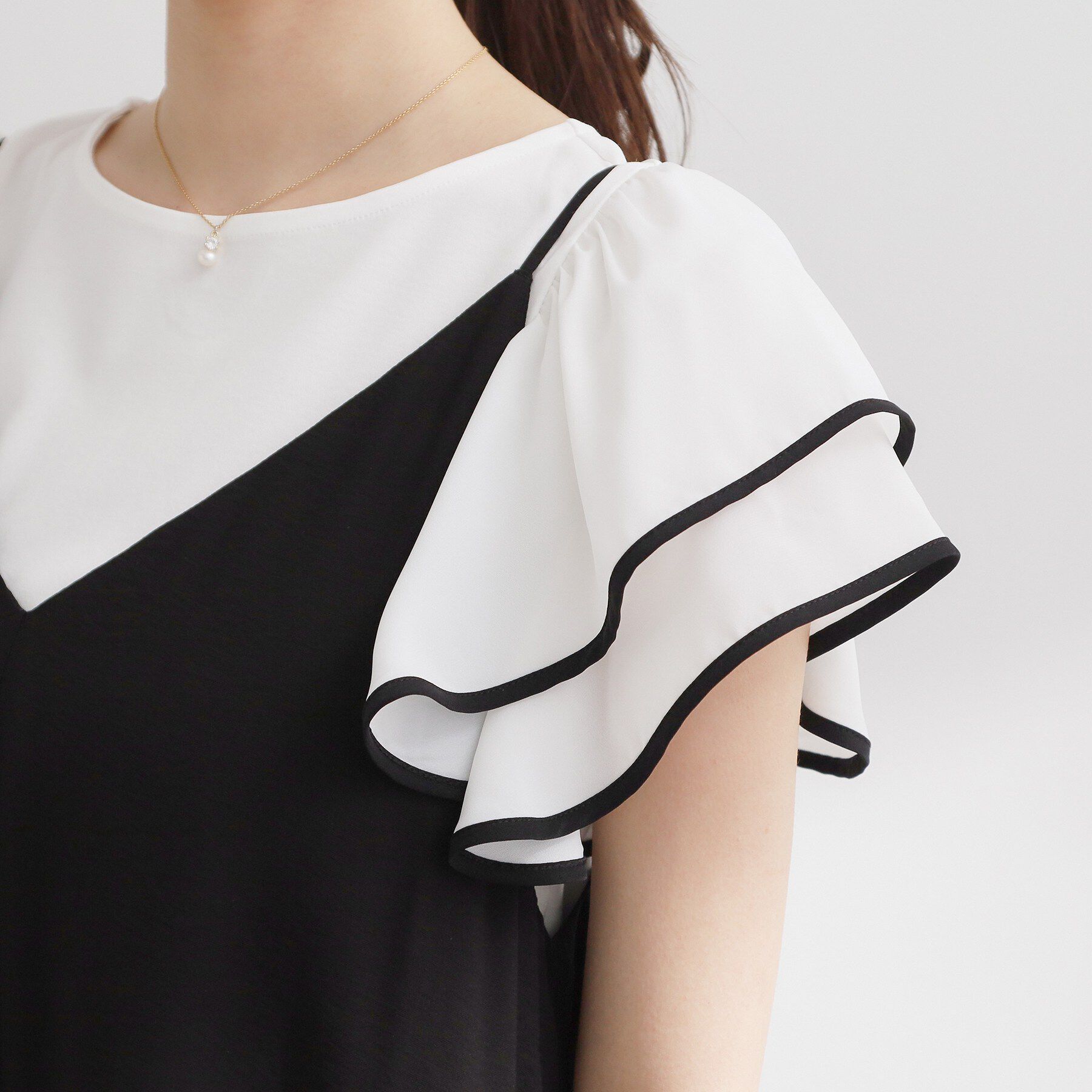 Couture broach「Vネックキャミワンピース」|ワンピース|