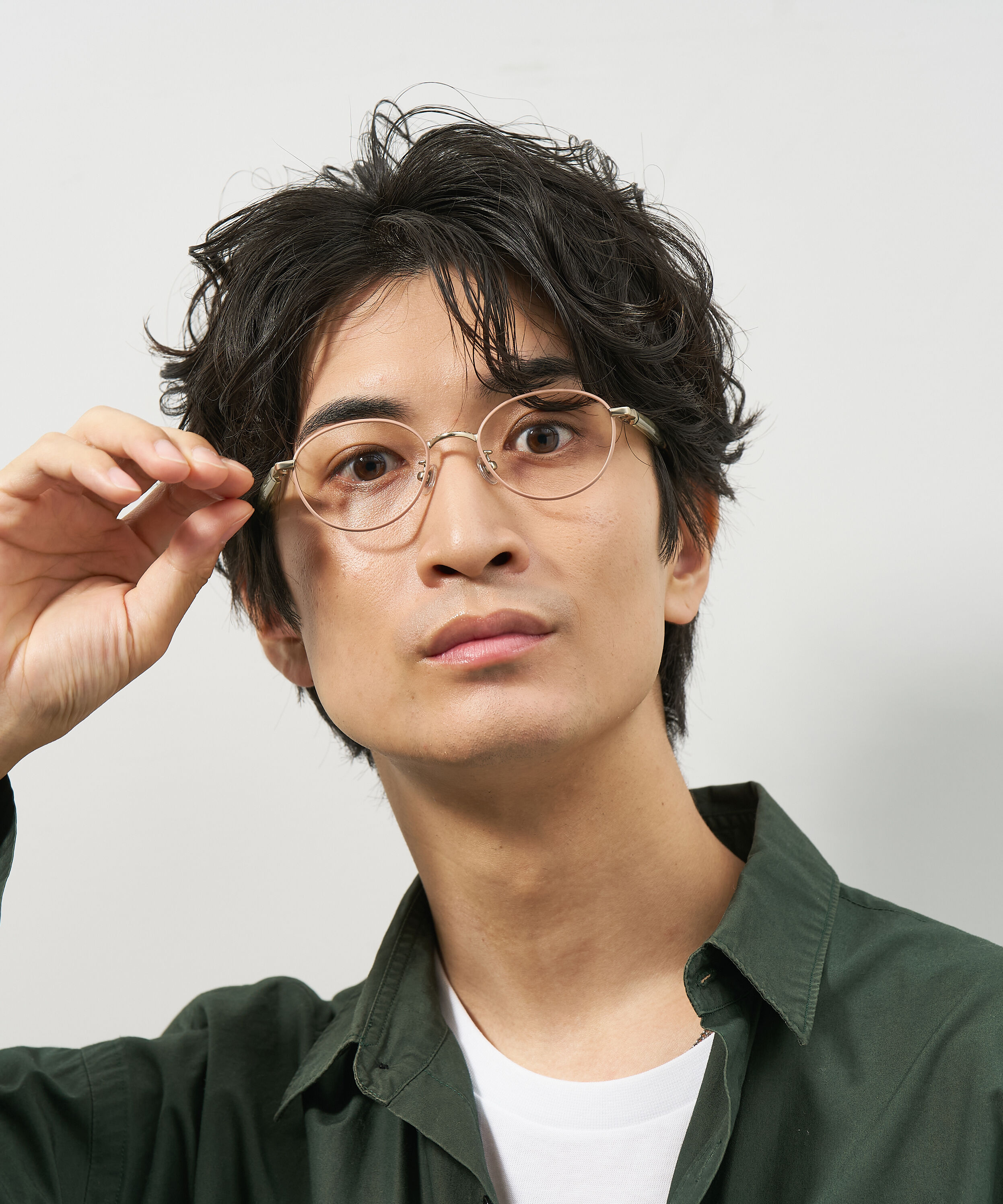  「オーバル型 メガネ｜上品で高級感のある 大人可愛いメガネ フェミニン レンズ交換券付き STANDARD MUSE」|メガネ|
