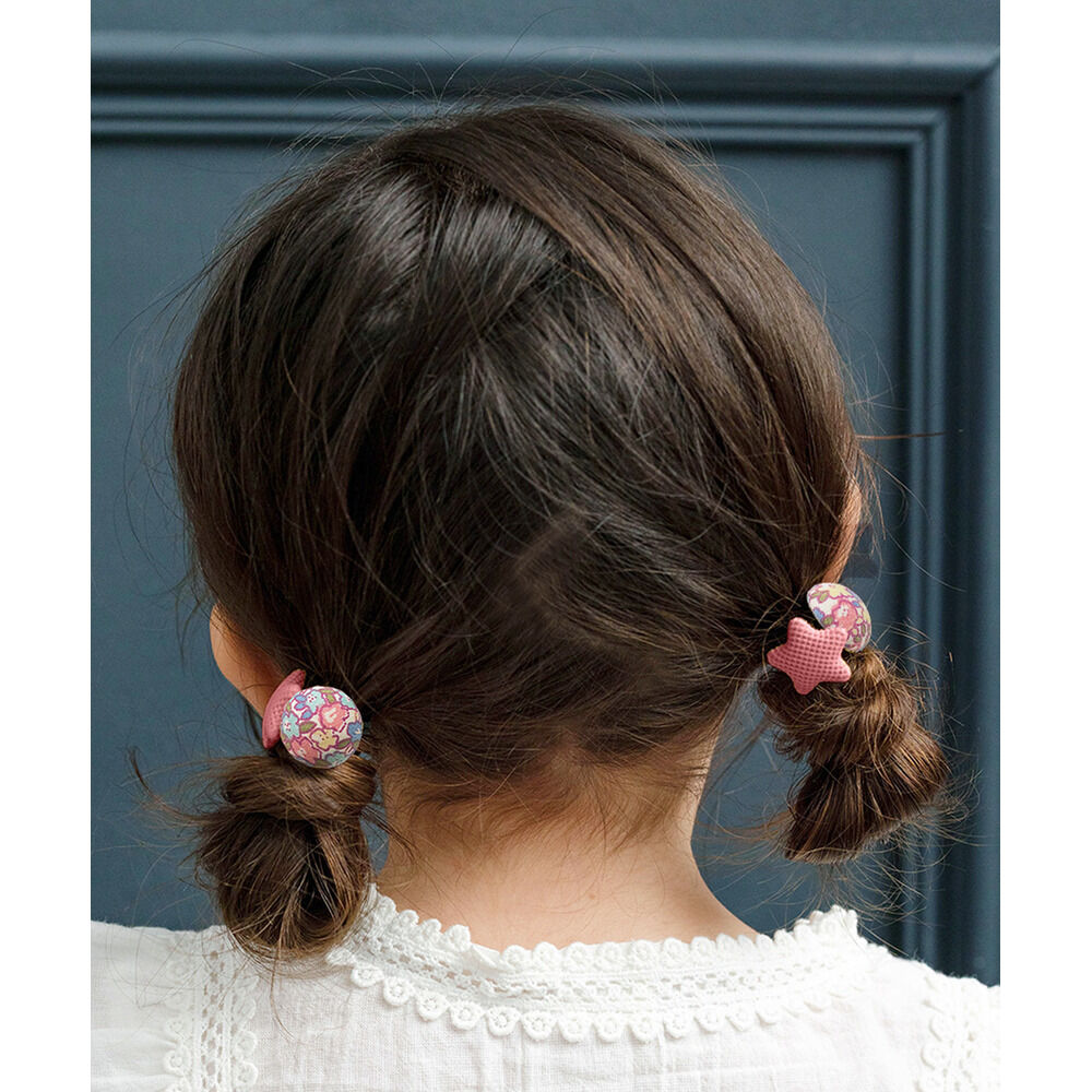 BACKYARD FAMILY「Rora ヘアゴム 2個セット フラワー 通販 ローラ rora 髪ゴム 髪飾り 髪留め ヘアタイ」|ヘアゴム・シュシュ|ピンク1