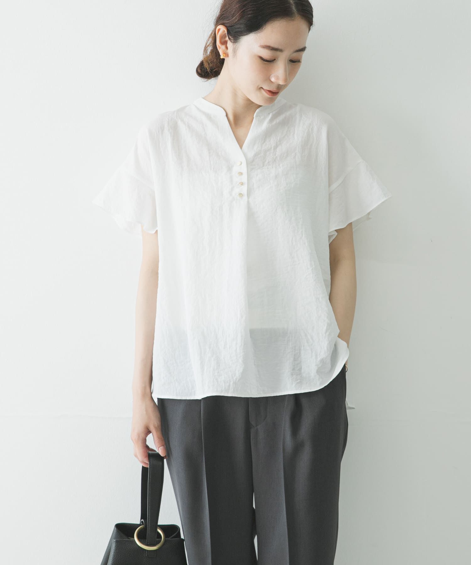 URBAN RESEARCH「フレンチスリーブスキッパーブラウス」|シャツ・ブラウス|オフホワイト