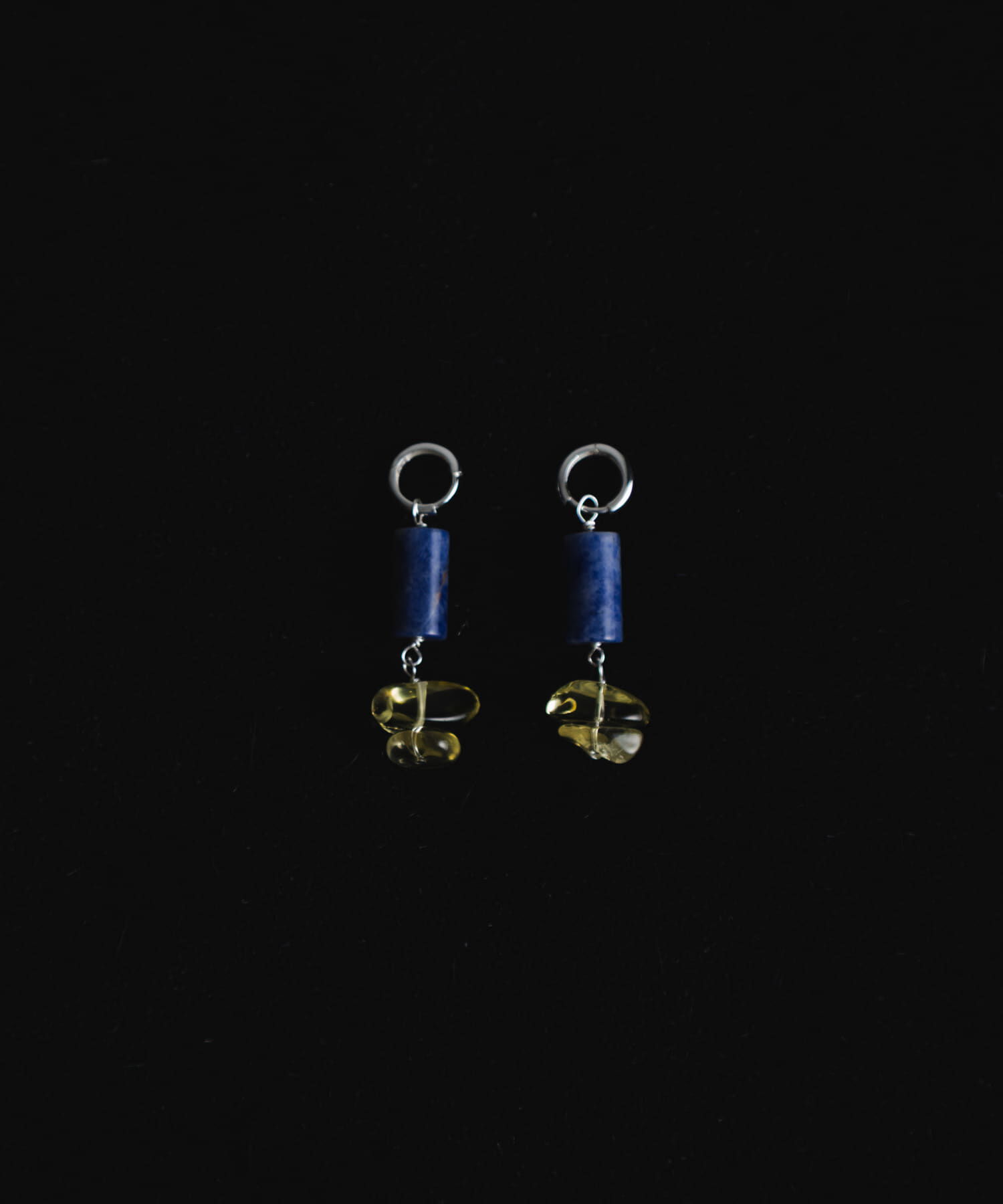 SMELLY「SMELLY so&rsquo;　sodalite cylinder pierce」|ピアス|