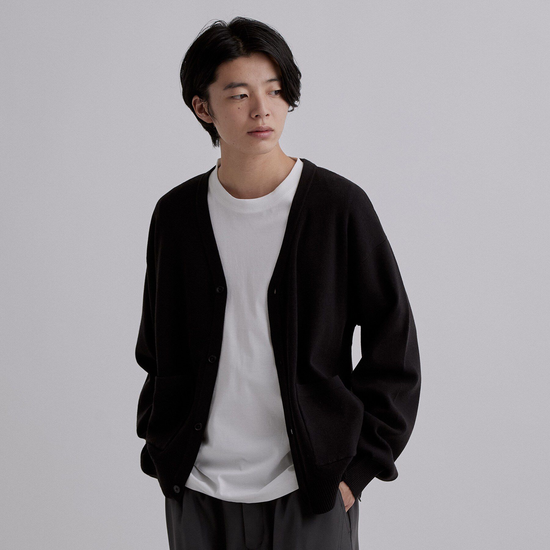 tk.TAKEO KIKUCHI「CARE FREE KNITカーディガン」|カーディガン|ブラック(019)