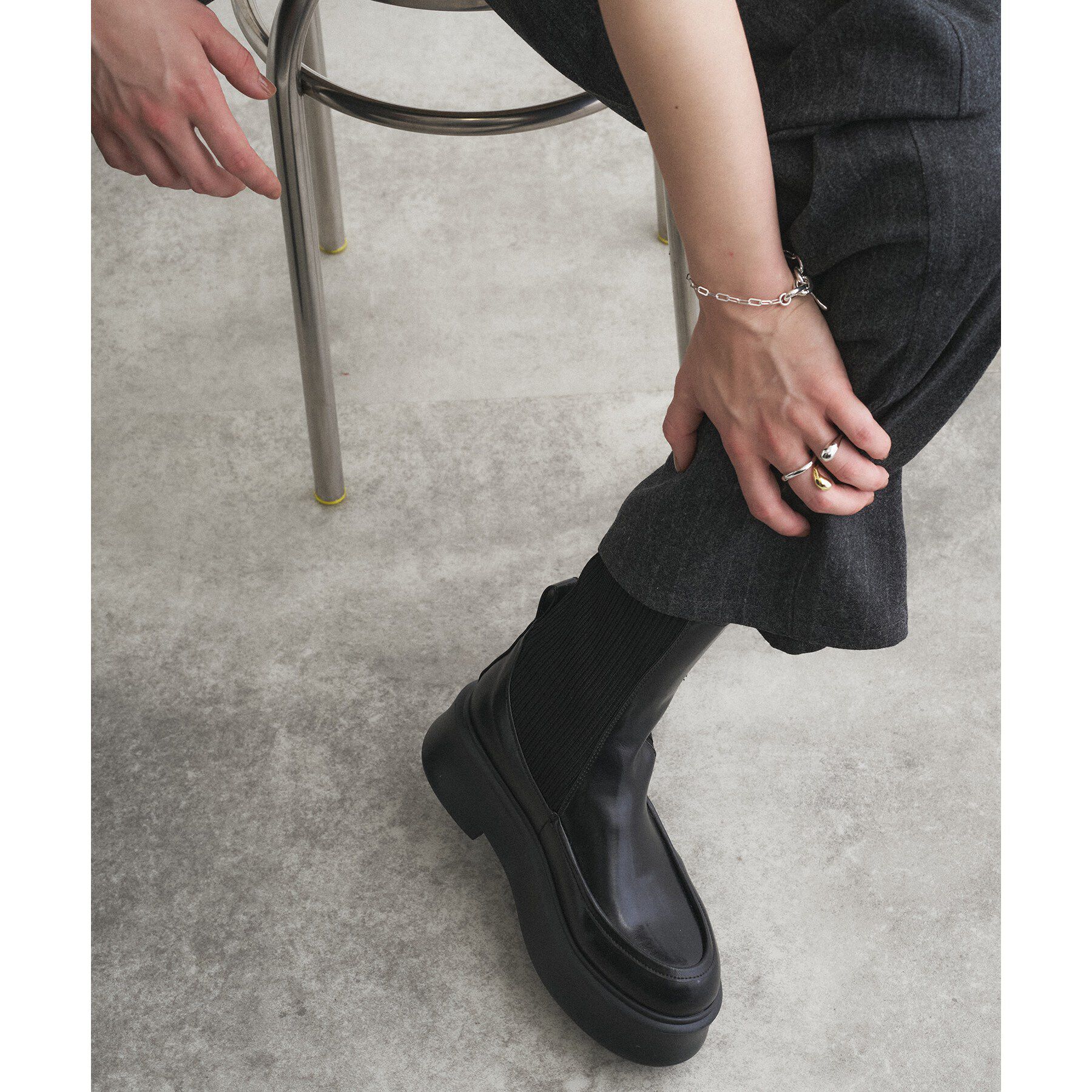 CODE A「ALM．｜BUENA PLATFORM BOOTS」|ショートブーツ|