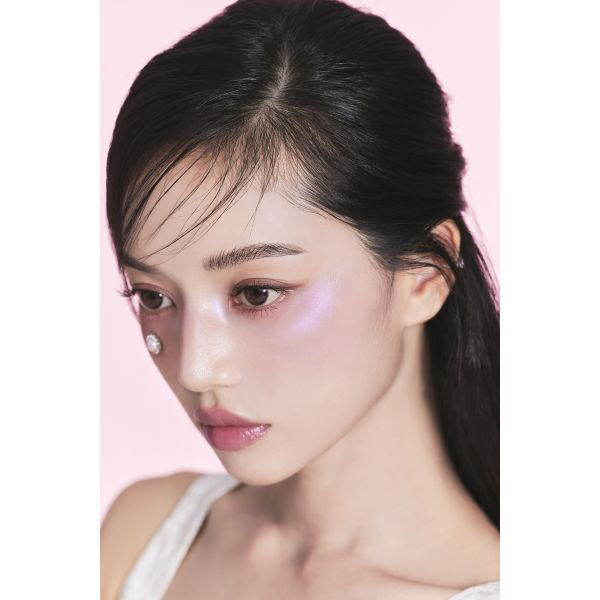  「DAISY DOLL by MARY QUANT パウダー ブラッシュ ブルーム 22：ウソツキラベンダー 本体 (7g)」|チーク|