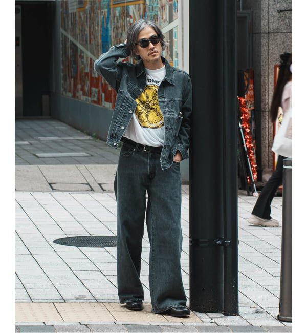 EDIFICE「Levi&rsquo;s(リーバイス) 別注 Baggy Wide Leg デニムパンツ ASH BLACK（L30）」|デニム|