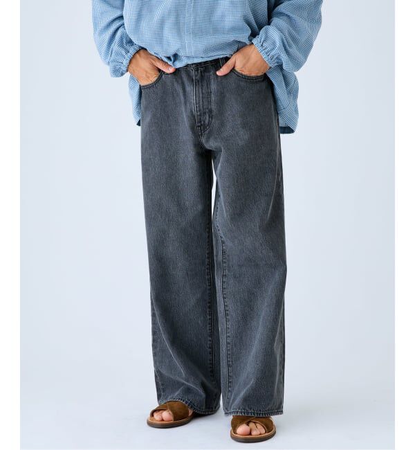 EDIFICE「Levi&rsquo;s(リーバイス) 別注 Baggy Wide Leg デニムパンツ ASH BLACK（L30）」|デニム|