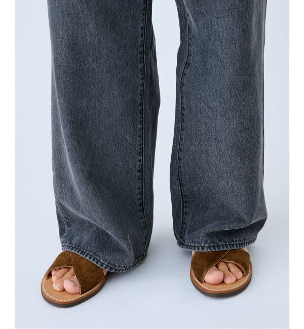 EDIFICE「Levi&rsquo;s(リーバイス) 別注 Baggy Wide Leg デニムパンツ ASH BLACK（L30）」|デニム|