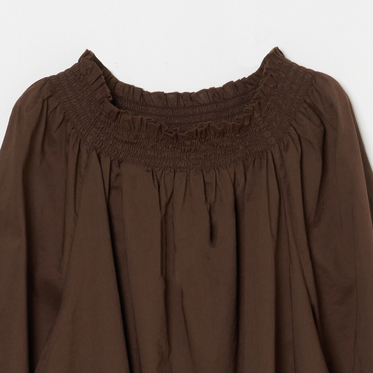 HELIOPOLE「HELIOPOLE COTTONLAWN SHIRRING BLOUSE」|シャツ・ブラウス|