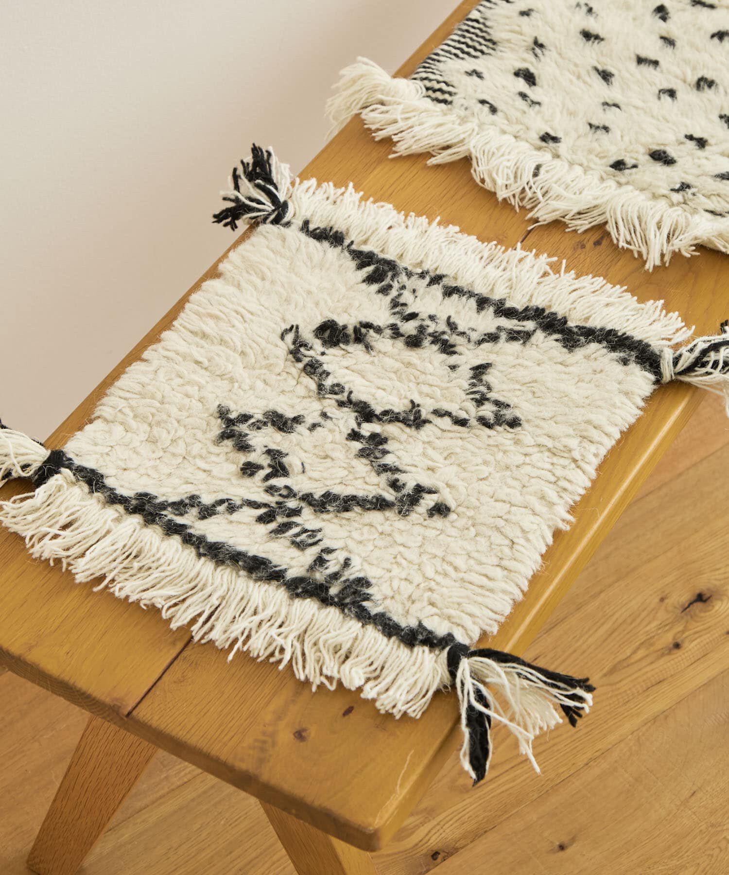URBAN RESEARCH DOORS「RugRu　MONICA Chair Rug」|クッション・クッションカバー|