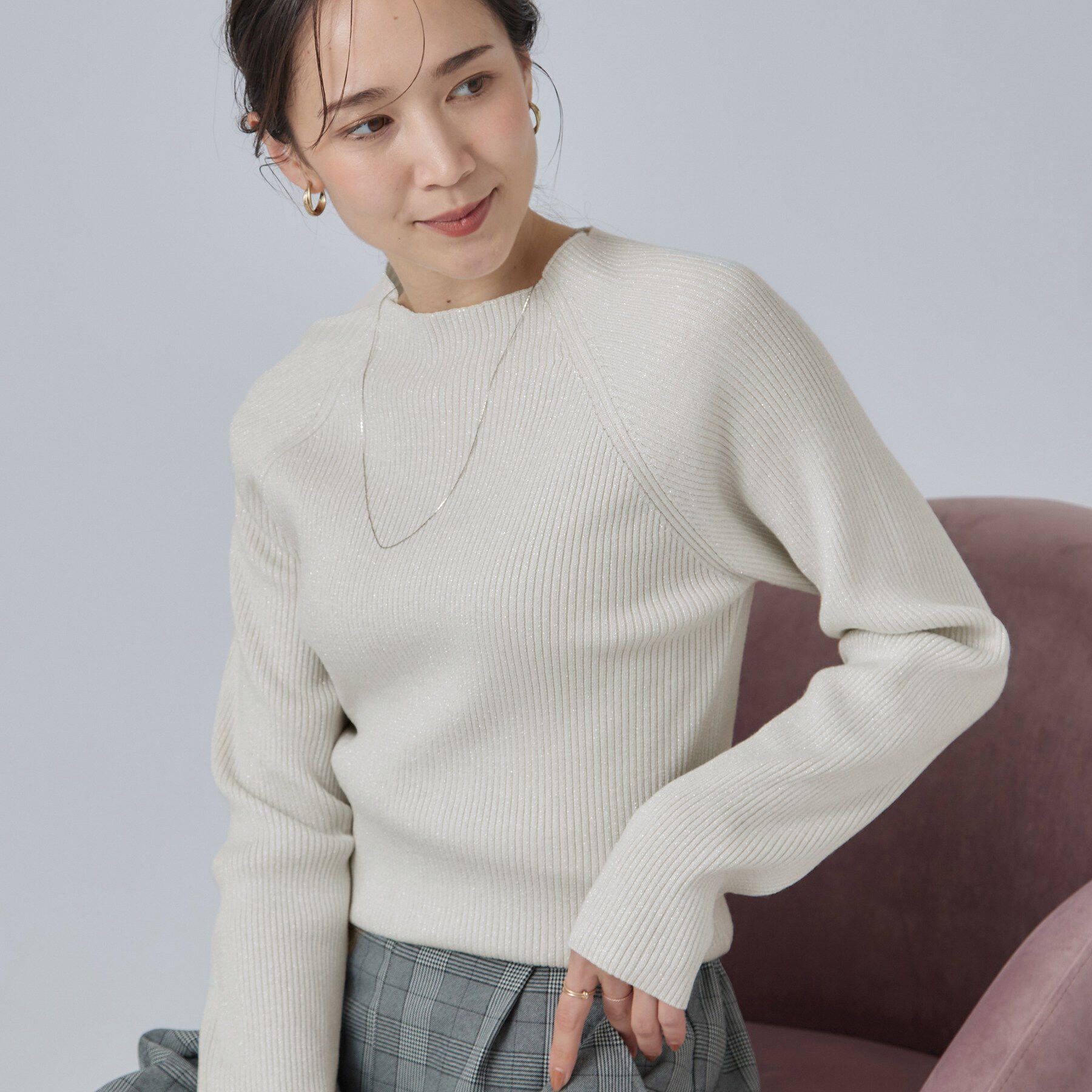 SHOO･LA･RUE「【絶妙なゆるピタ/S-LL/洗濯機可】華やかシャイニーラメハイネックニット」|ニット・セーター|シルバー(006)