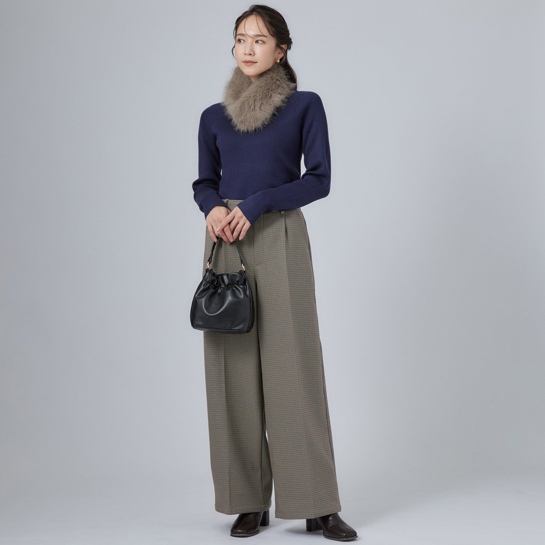 SHOO･LA･RUE「フォックス調フェイクファーマグネットマフラー」|ストール|