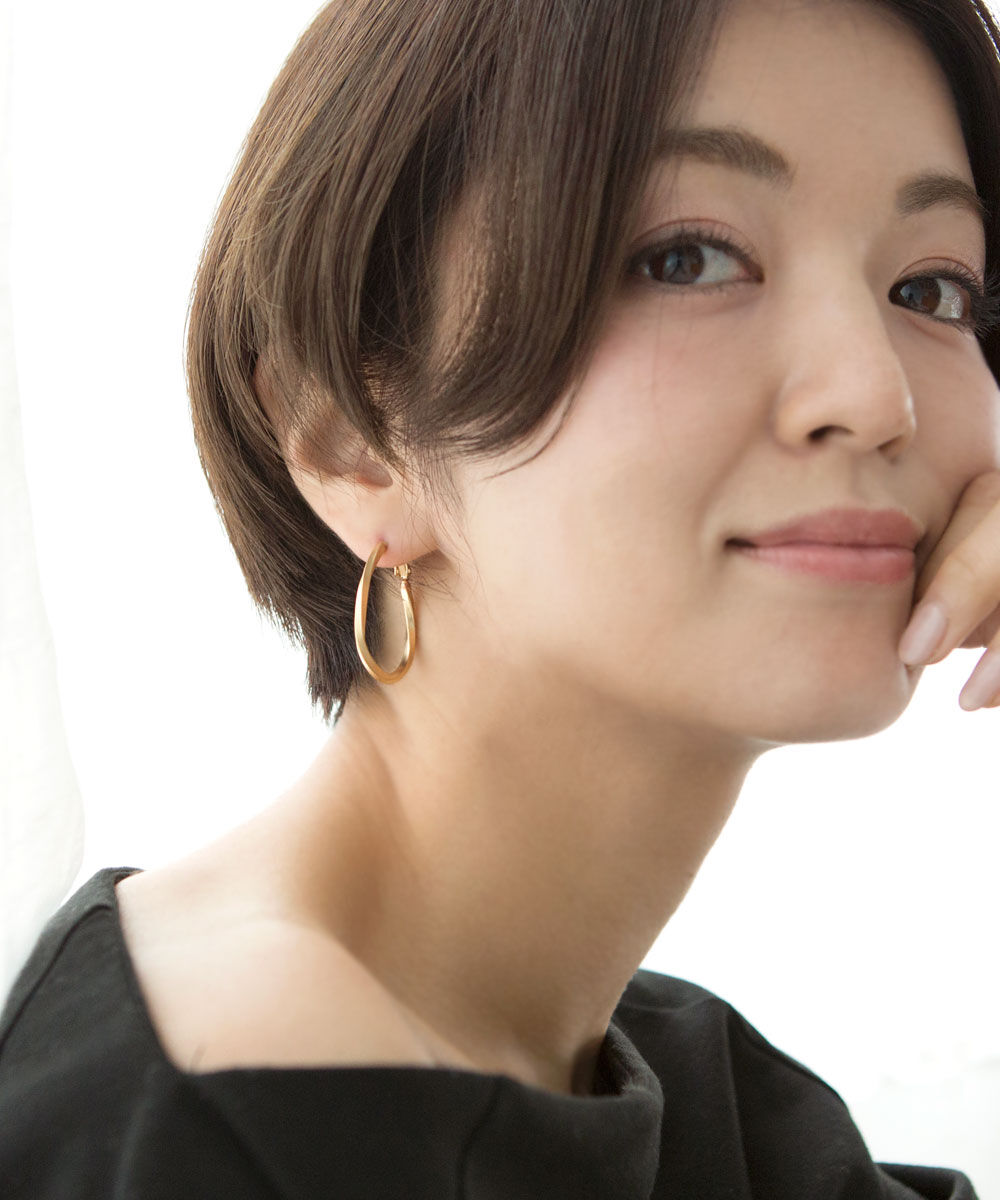 colleca la「ねじれドロップフープピアス」|ピアス|