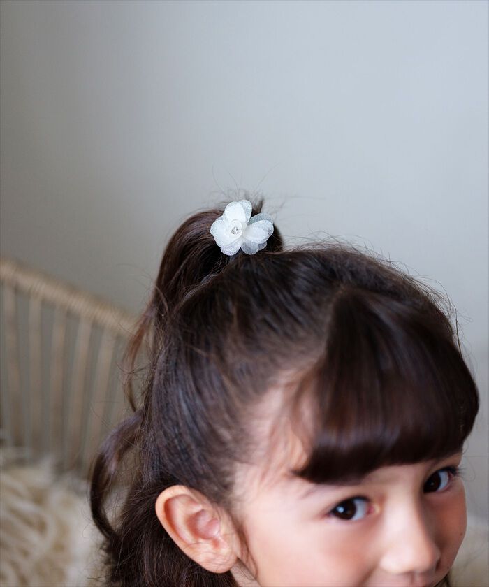 BACKYARD FAMILY「ヘアゴム キッズ 花 通販 Rora ローラ スノーフラワー 髪ゴム 髪飾り 髪どめ 髪留め」|ヘアゴム・シュシュ|