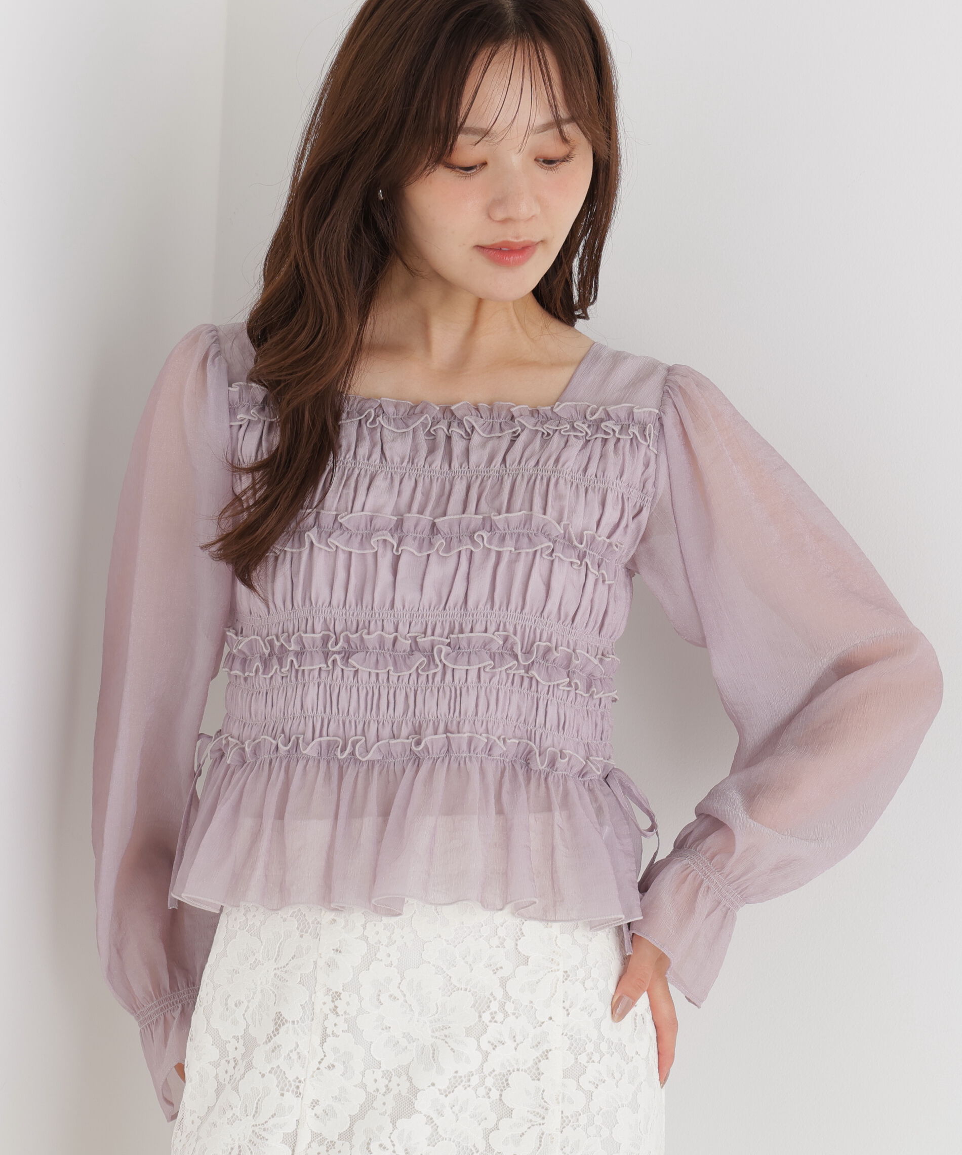 PROPORTION BODY DRESSING「＜a/mie＞シャーリングフリルキャンディースリーブブラウス」|シャツ・ブラウス|