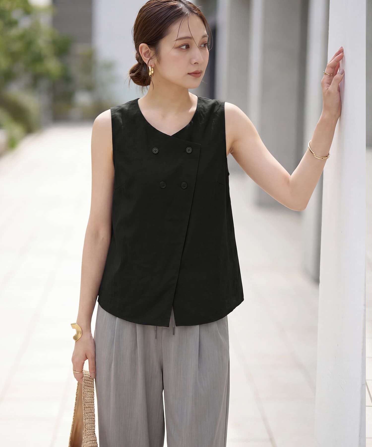 STYLE DELI「ずらして重ねたハリ感生地のブラウス」|シャツ・ブラウス|ブラック