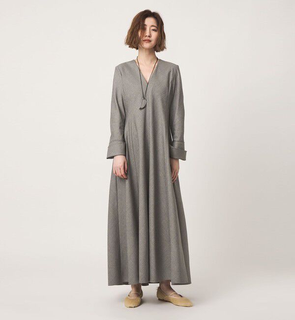 conte「＜conte＞シャークスキン Vネック ロングワンピース」|ワンピース|
