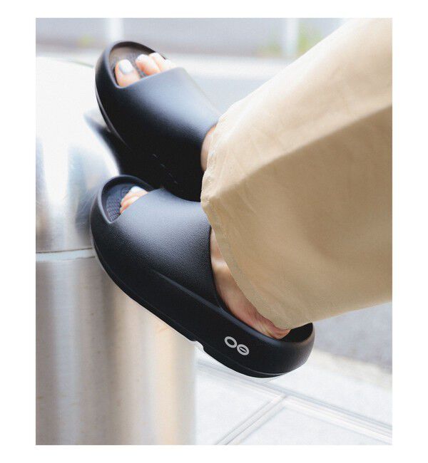 BEAMS SELECTION for WOMEN「OOFOS / OOAHH PLUS」|サンダル|