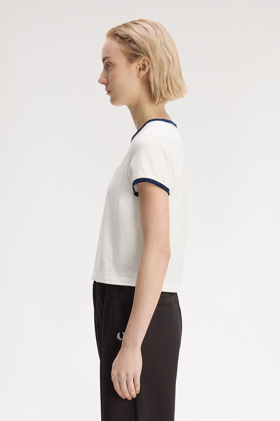 FRED PERRY 「Velour Trim T-Shirt／ベロアトリムTシャツ」|Tシャツ・カットソー|