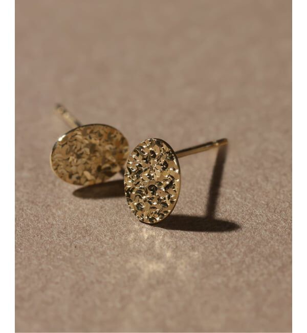 Lilas by Spick&Span「テクスチャーオーバルモチーフピアス K10（両耳）」|ピアス|