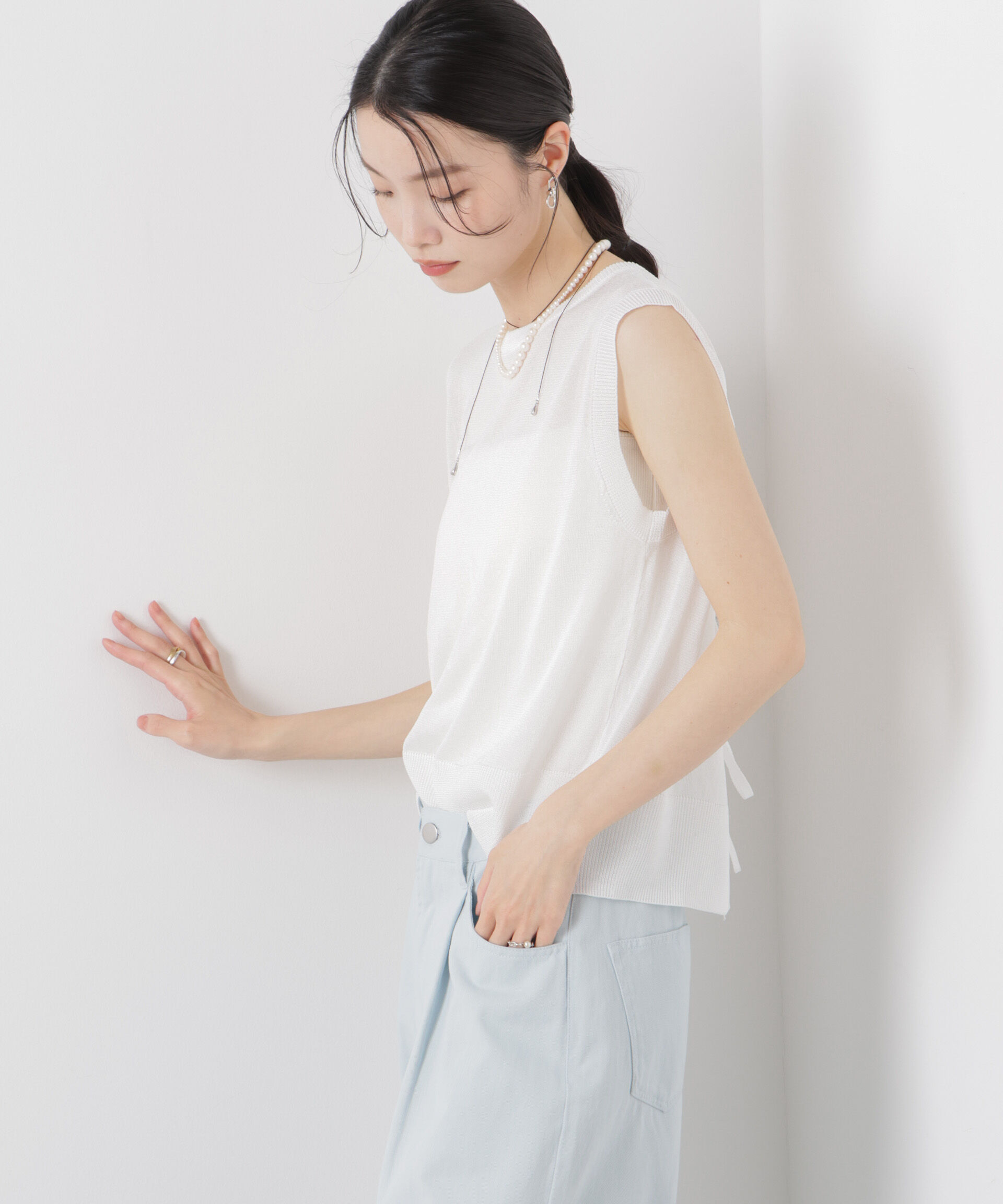 nano･universe「前後2wayリボンアップデザインノースリーブニット」|ニット・セーター|