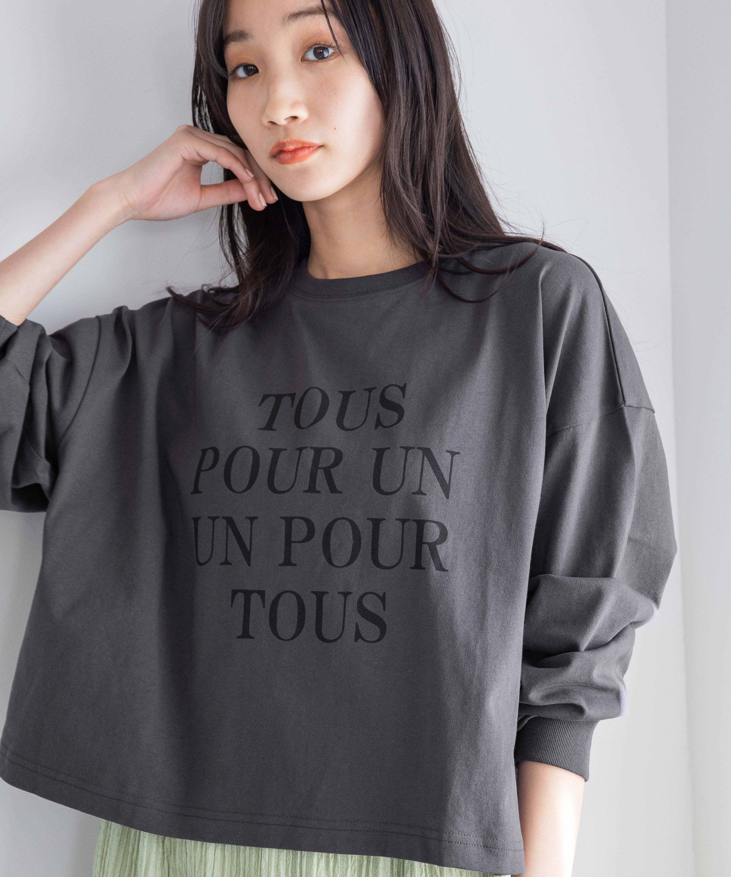LOWRYS FARM「ショートロゴプリントＬＳ」|Tシャツ・カットソー|GRY8