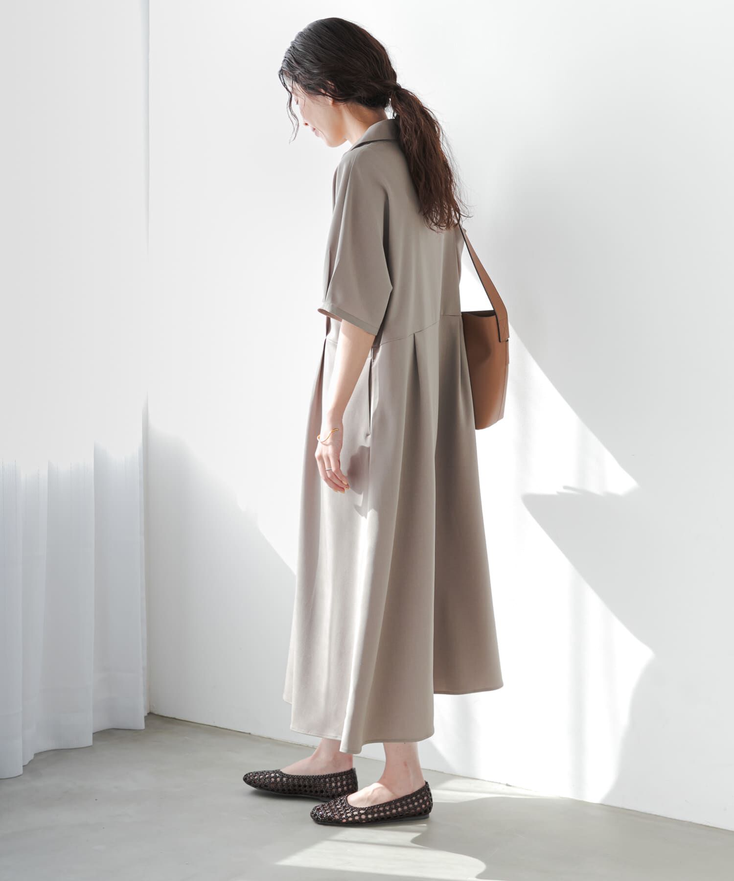 URBAN RESEARCH DOORS「『仁村紗和さん着用』『UR TECH』完声/涼ドルマン半袖ワンピース」|ワンピース|