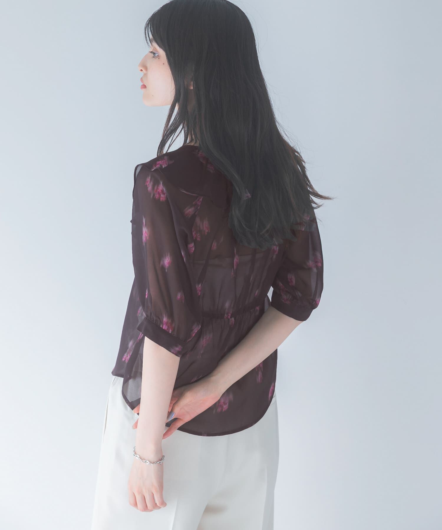 URBAN RESEARCH ROSSO「ダークプリントフリルブラウス」|シャツ・ブラウス|