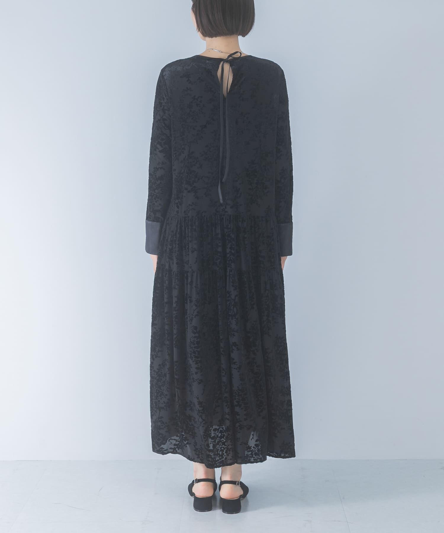 URBAN RESEARCH ROSSO「『WEB/一部店舗限定』フロッキープリントティアードワンピース」|ワンピース|
