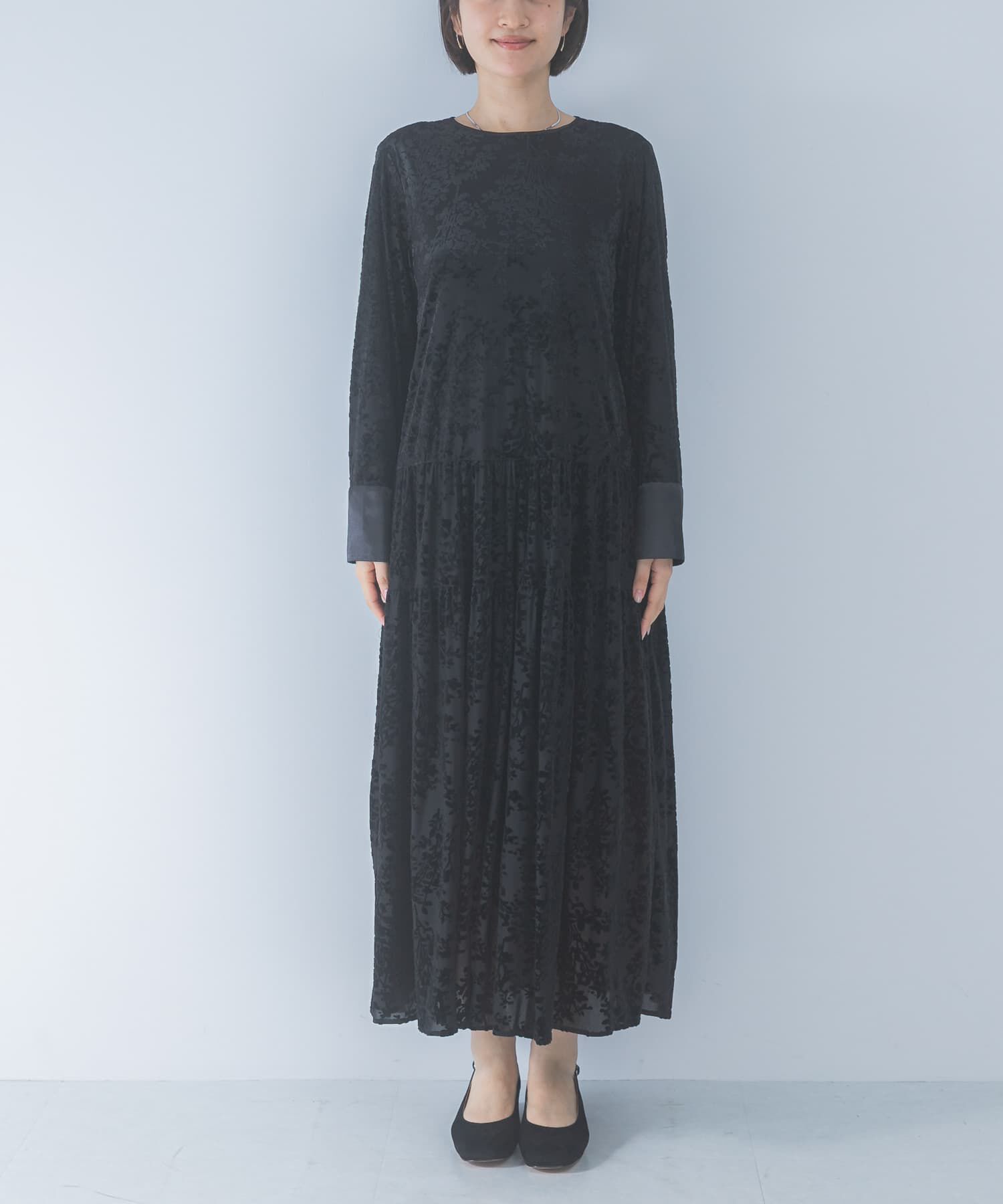 URBAN RESEARCH ROSSO「『WEB/一部店舗限定』フロッキープリントティアードワンピース」|ワンピース|