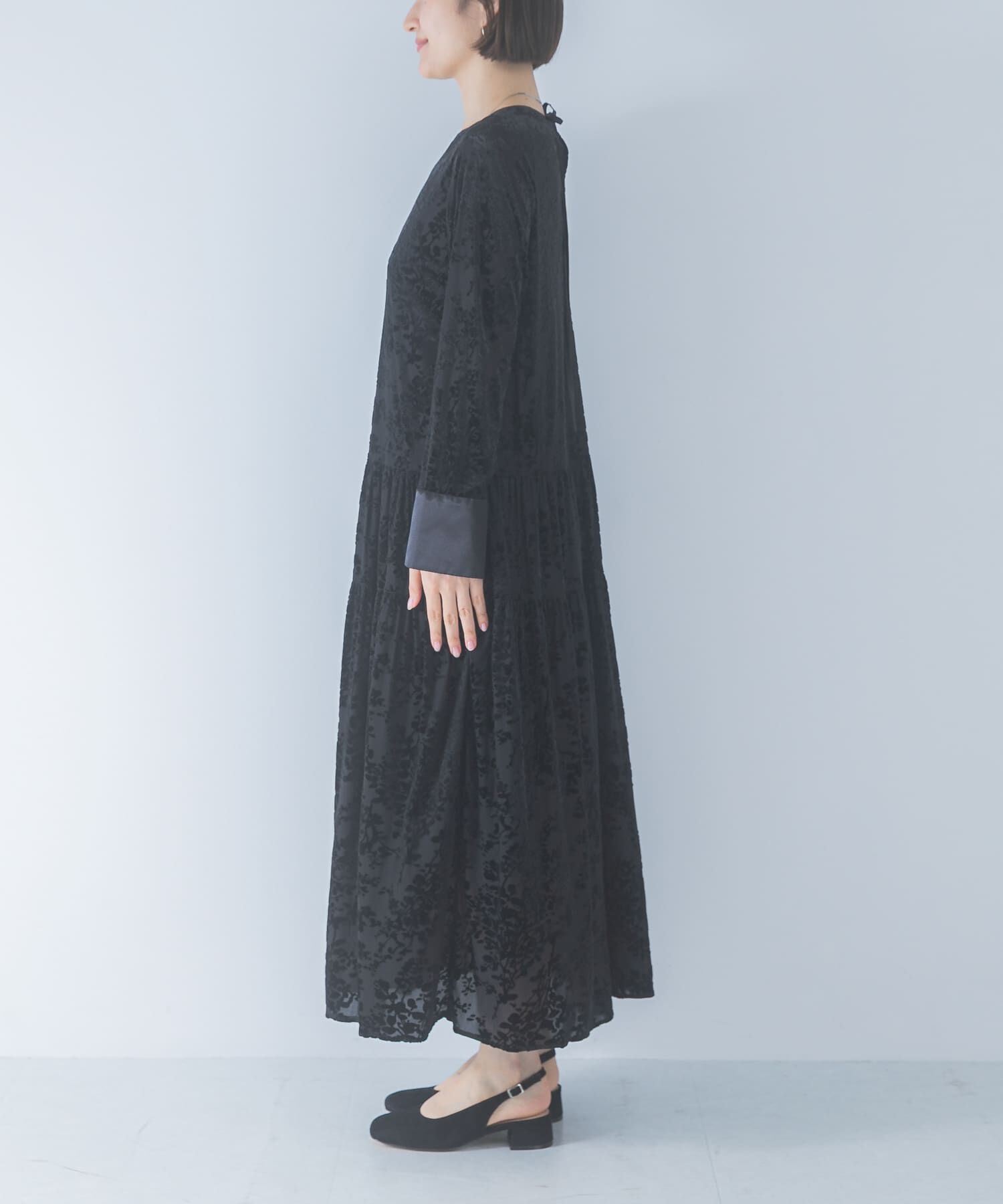URBAN RESEARCH ROSSO「『WEB/一部店舗限定』フロッキープリントティアードワンピース」|ワンピース|
