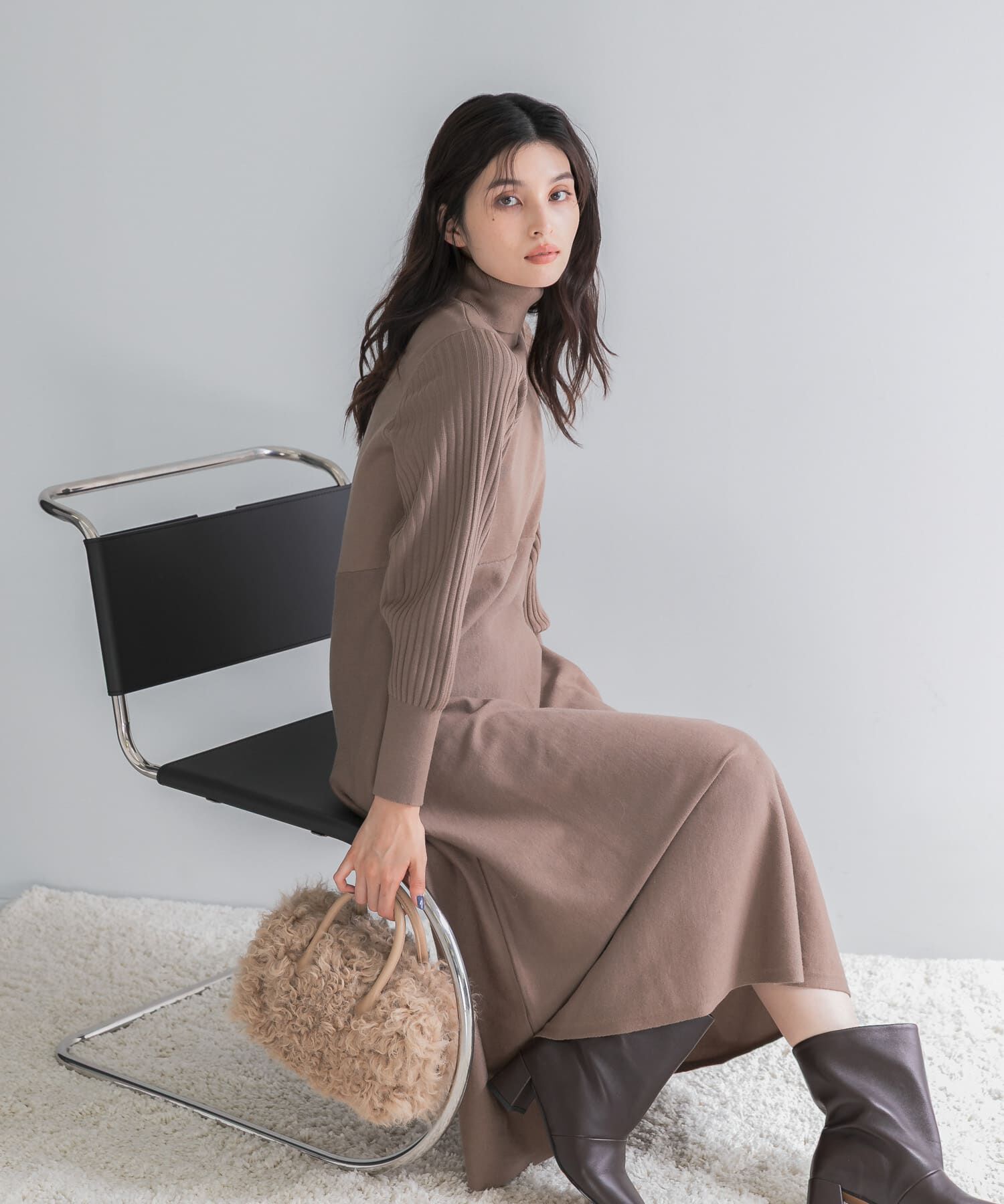 URBAN RESEARCH ROSSO「『WEB/一部店舗限定』タートルネックデザインスリーブワンピース」|ワンピース|