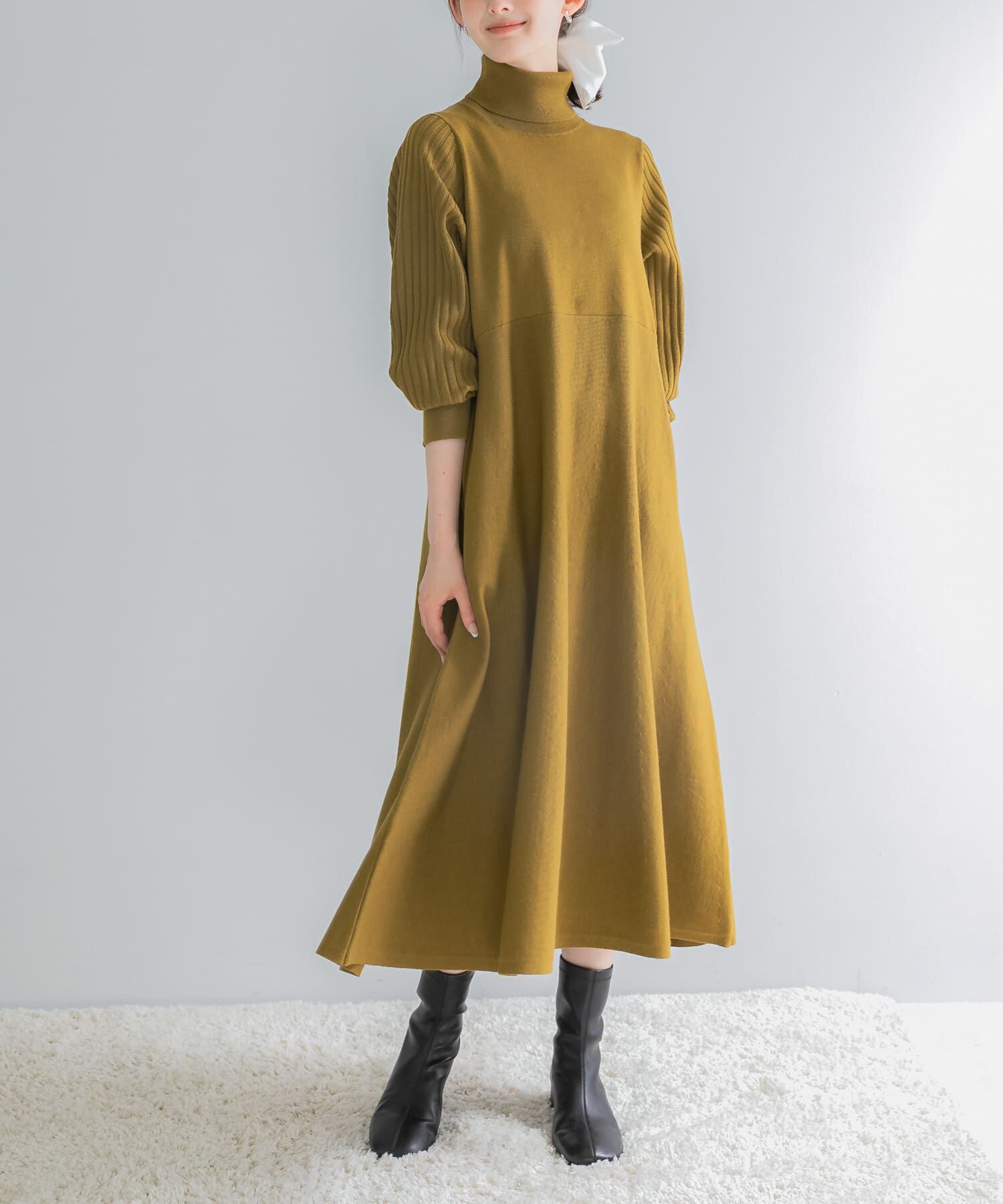 URBAN RESEARCH ROSSO「『WEB/一部店舗限定』タートルネックデザインスリーブワンピース」|ワンピース|