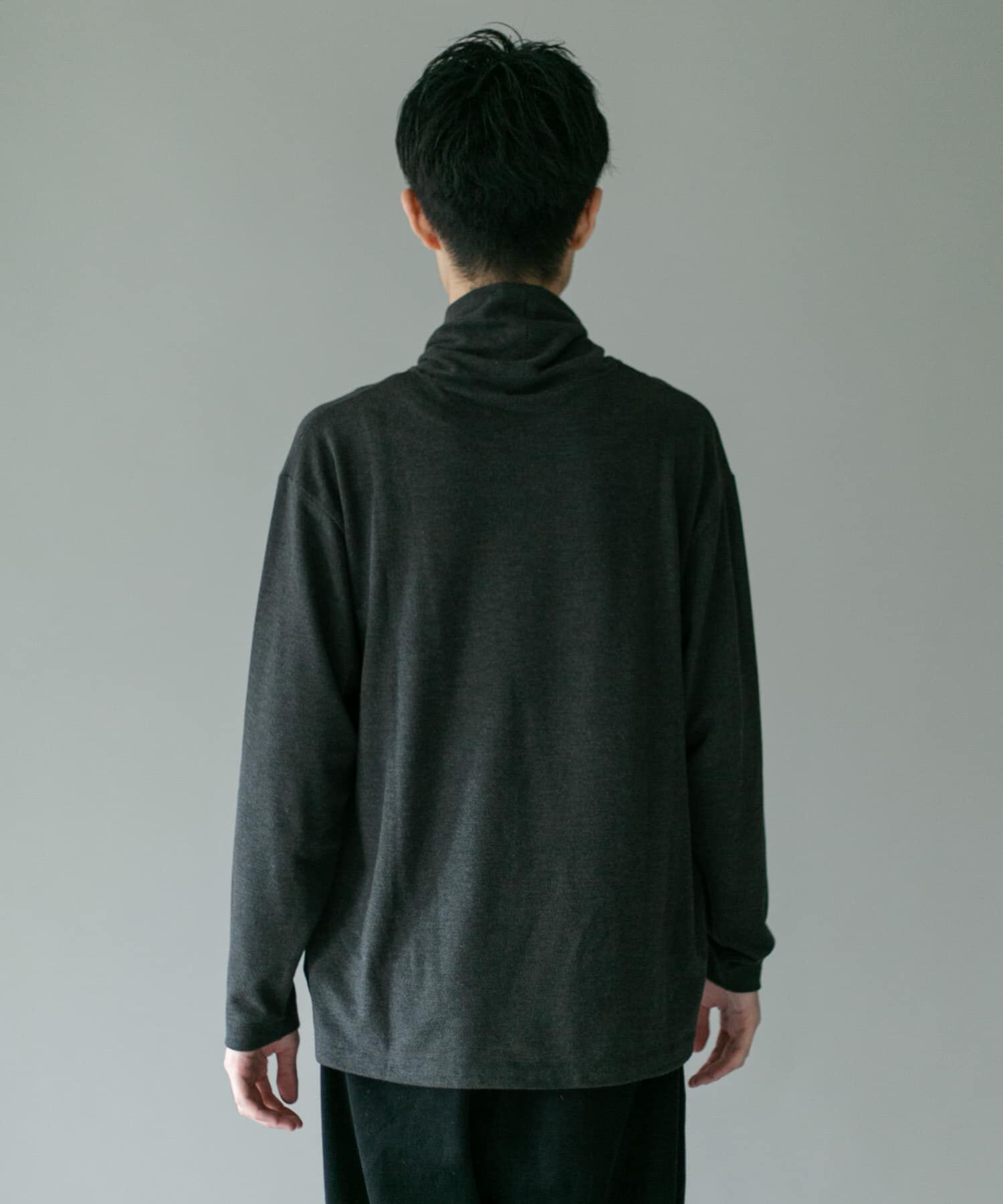 URBAN RESEARCH DOORS「タートルネック スムース ロングスリーブTシャツ」|Tシャツ・カットソー|