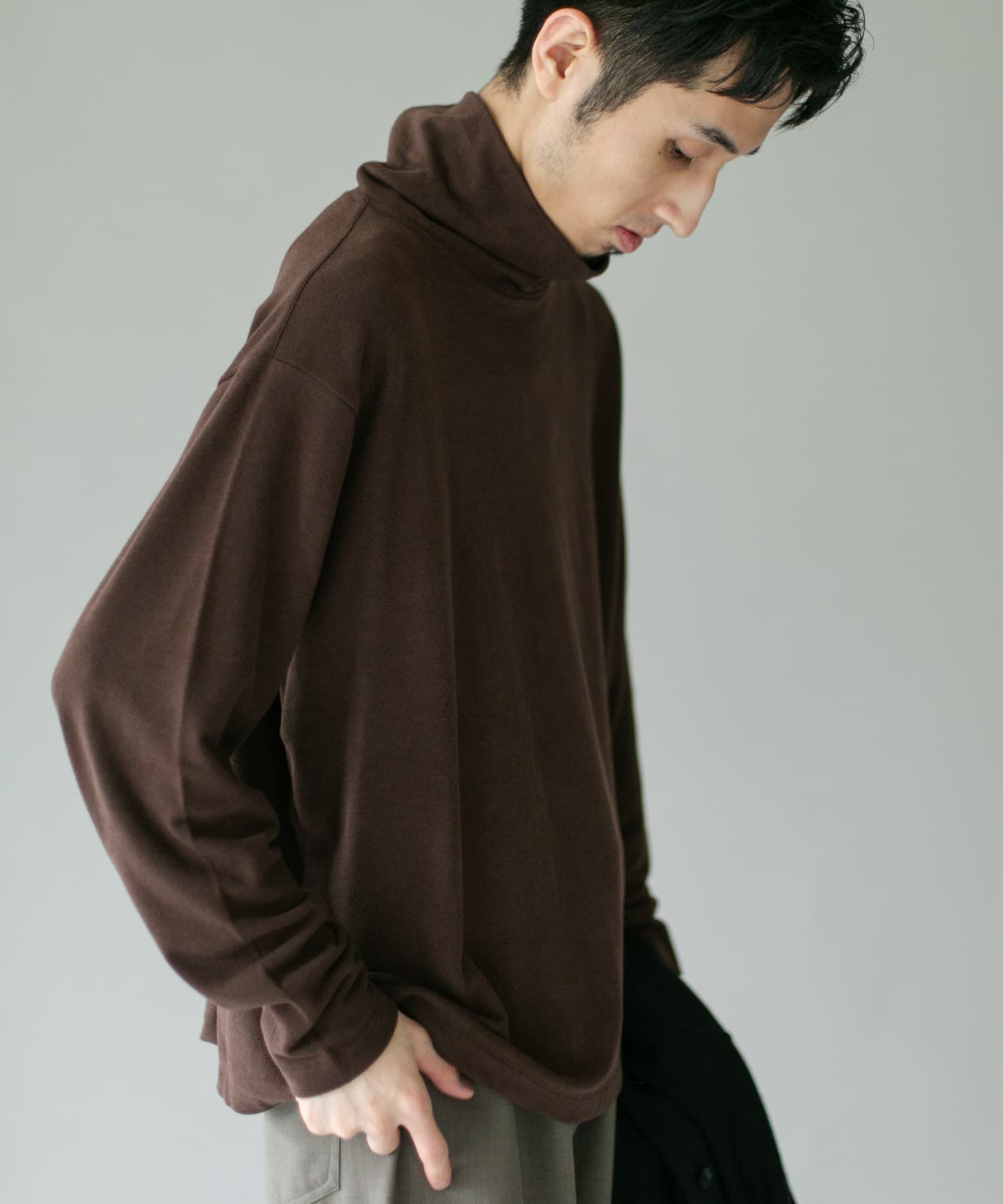 URBAN RESEARCH DOORS「タートルネック スムース ロングスリーブTシャツ」|Tシャツ・カットソー|