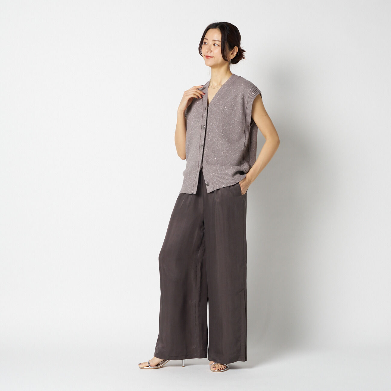HELIOPOLE「HELIOPOLE METAL BUTTON KNIT VEST」|ニット・セーター|