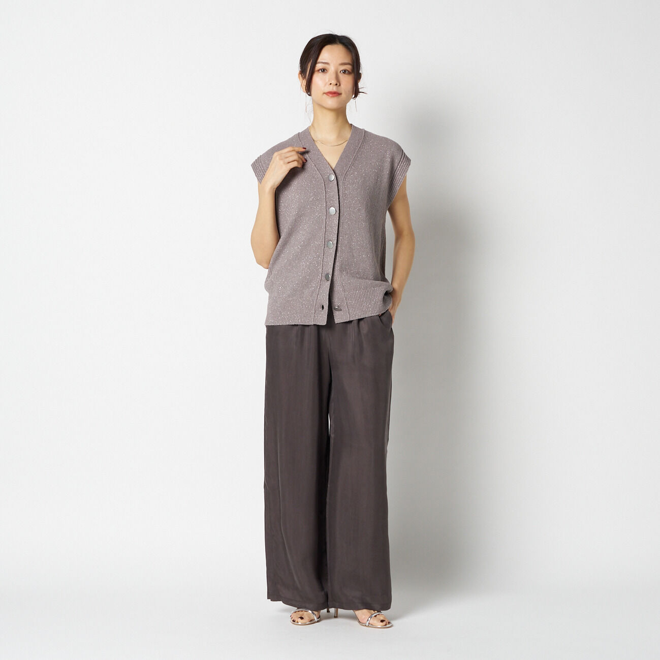 HELIOPOLE「HELIOPOLE METAL BUTTON KNIT VEST」|ニット・セーター|